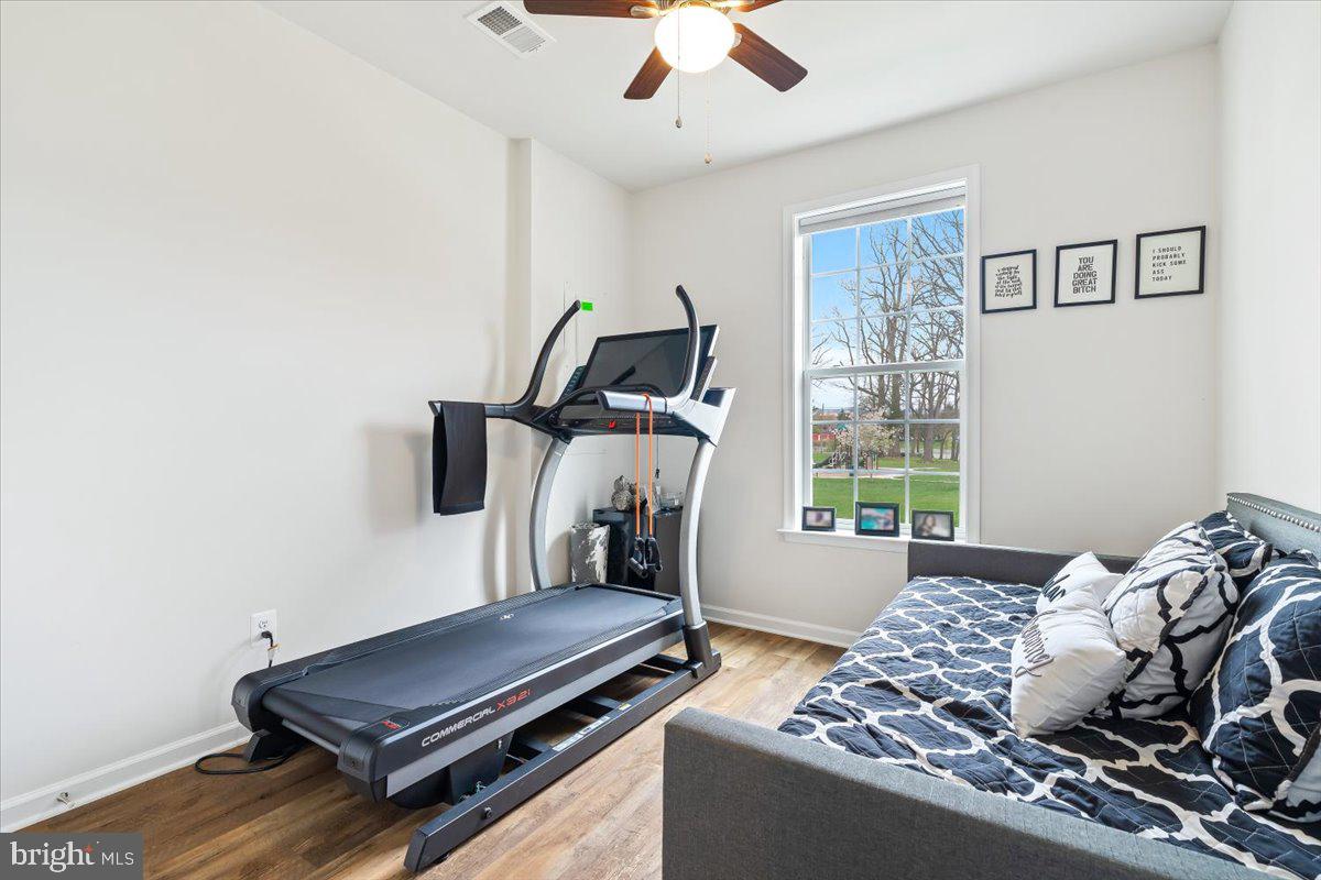 SPRING BANK - Residential