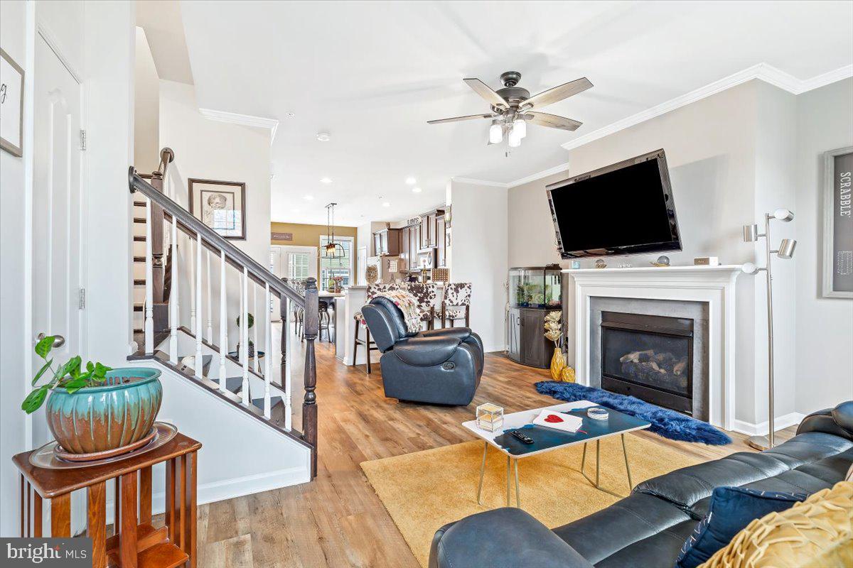 SPRING BANK - Residential