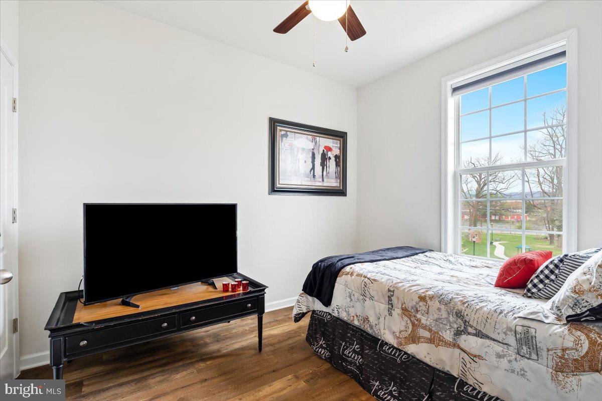 SPRING BANK - Residential