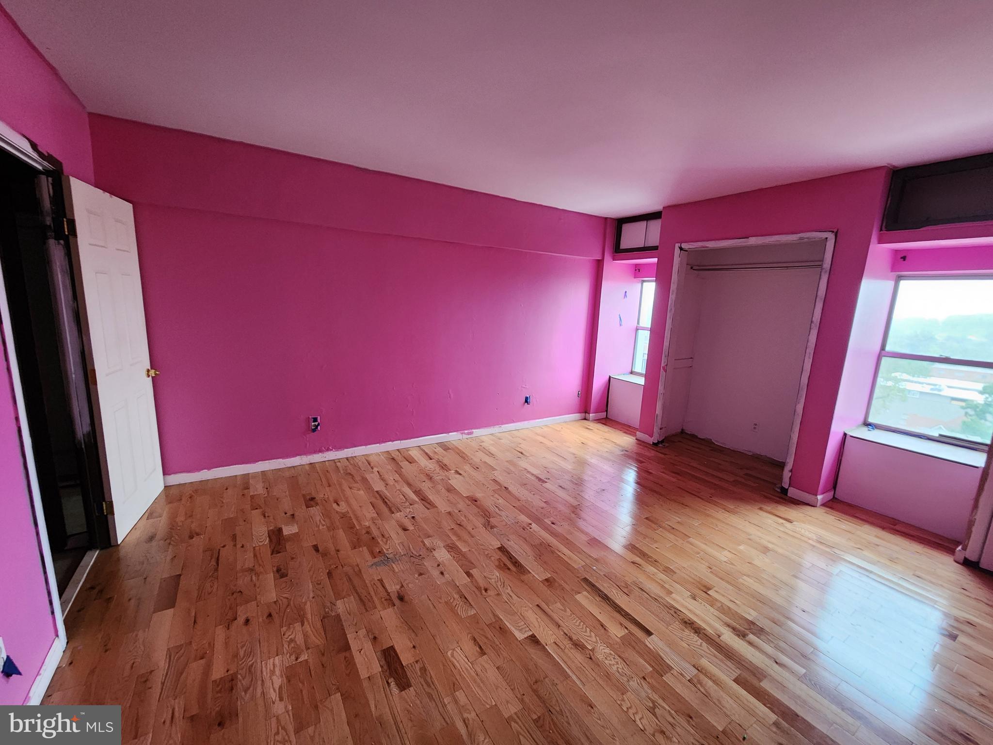 CROSS COUNTRY - Residential