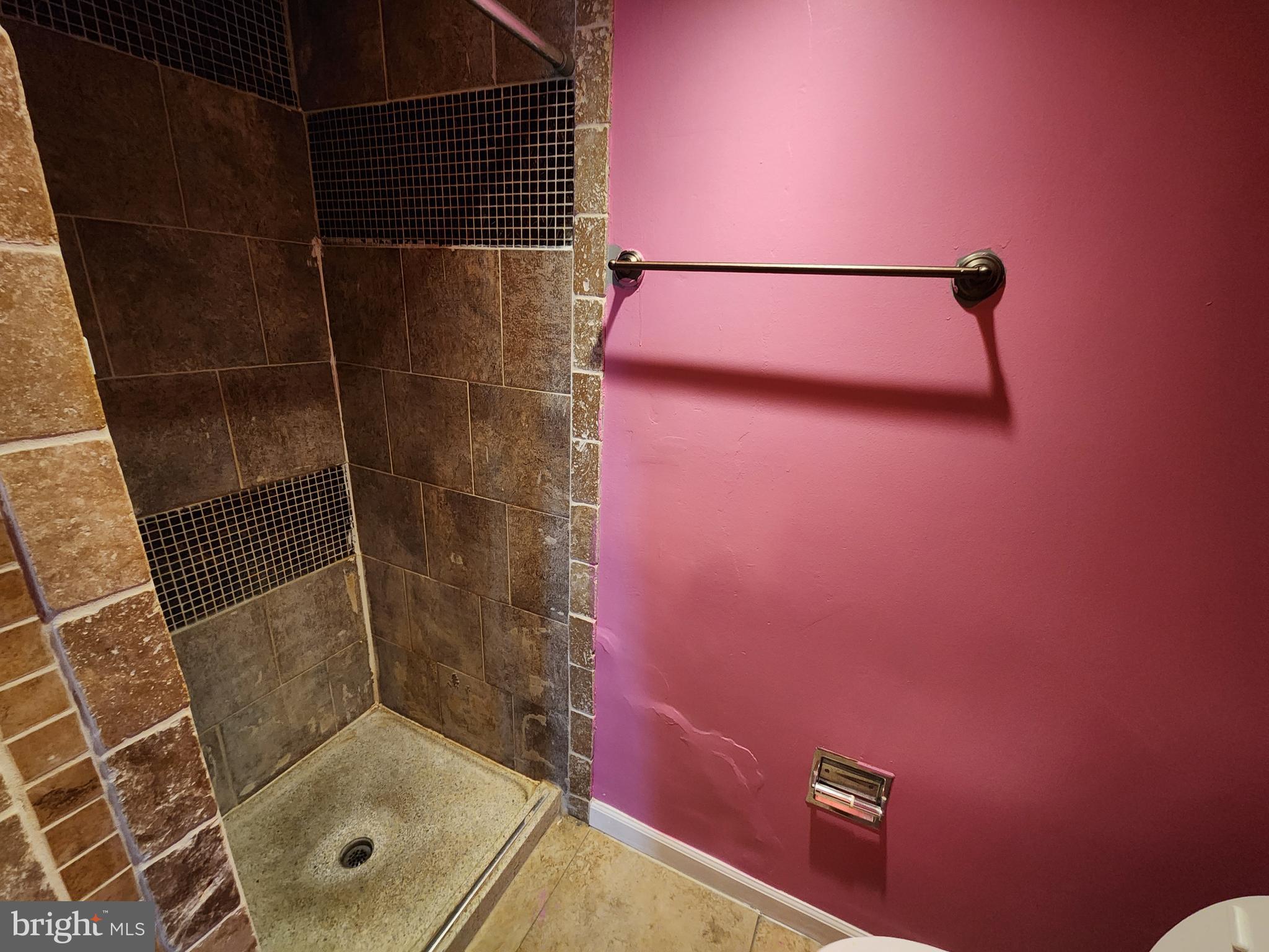 CROSS COUNTRY - Residential