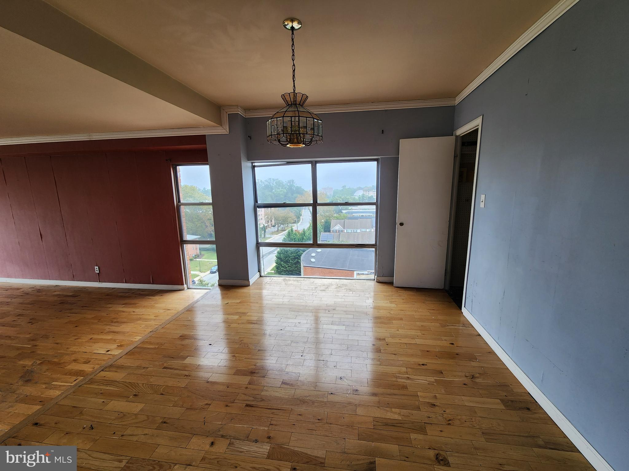 CROSS COUNTRY - Residential