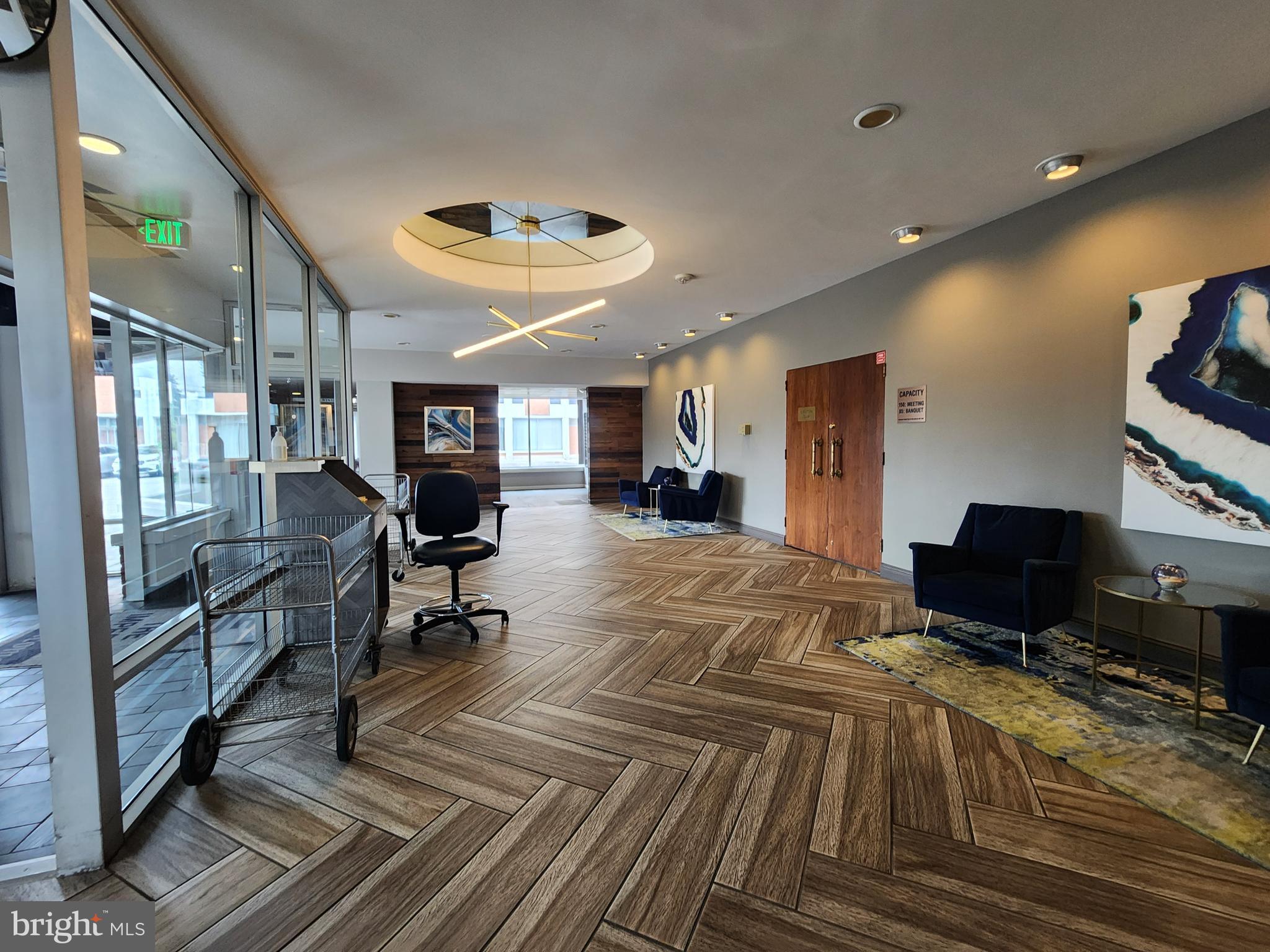 CROSS COUNTRY - Residential