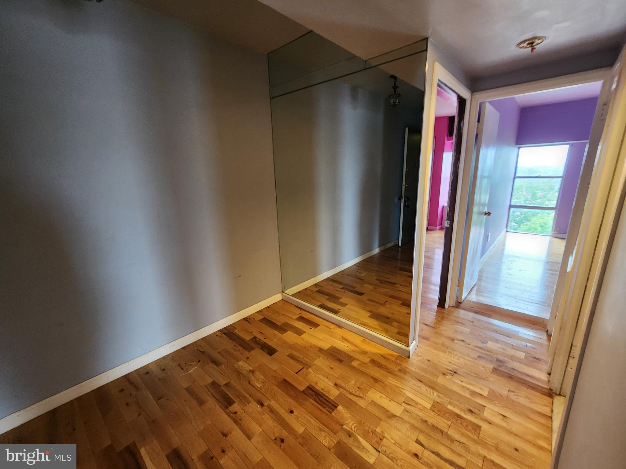 CROSS COUNTRY - Residential