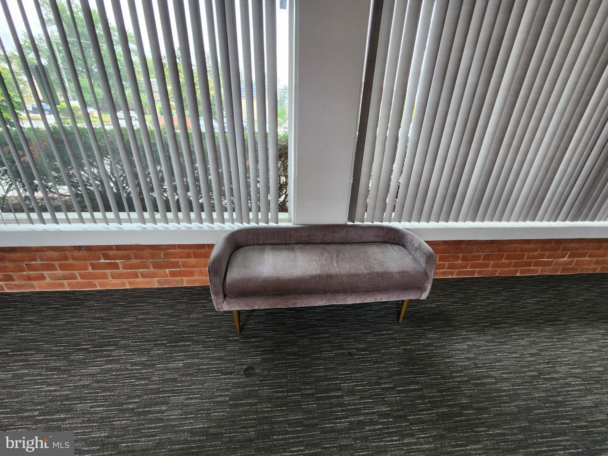 CROSS COUNTRY - Residential