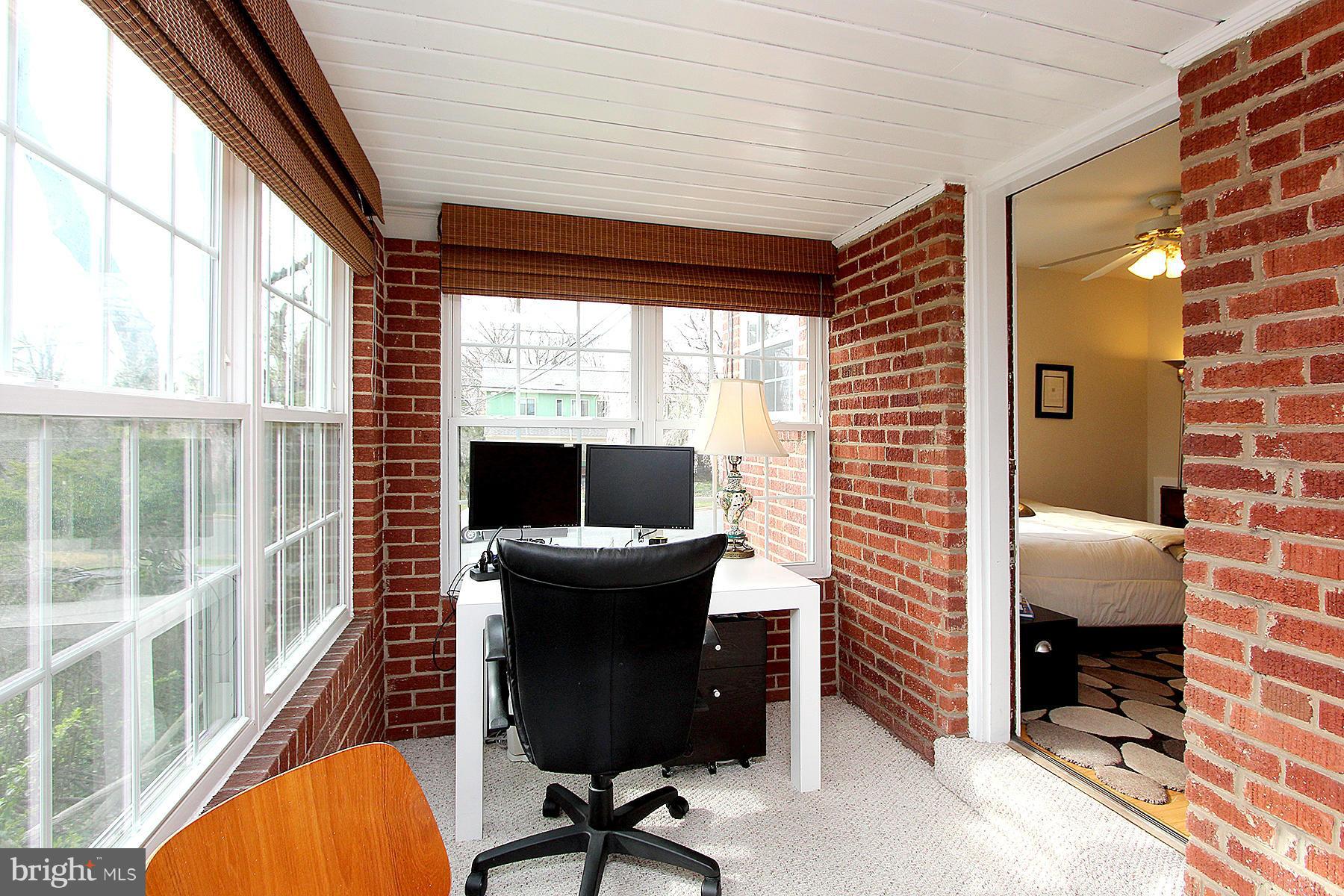 COUNTRY CLUB PARK - Residential