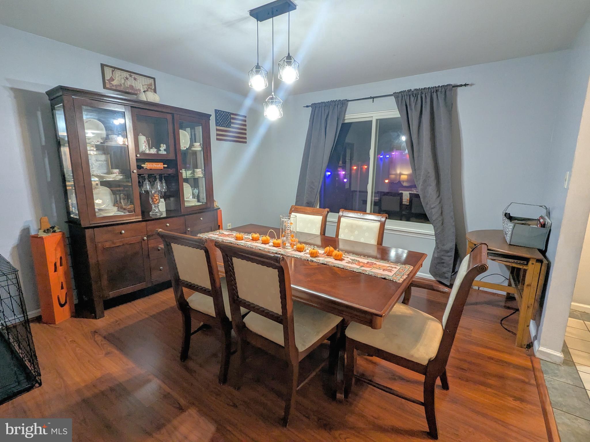 WHITFORD HILL - Residential