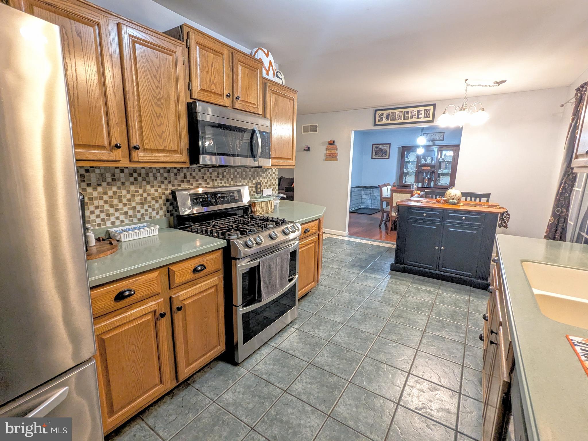 WHITFORD HILL - Residential