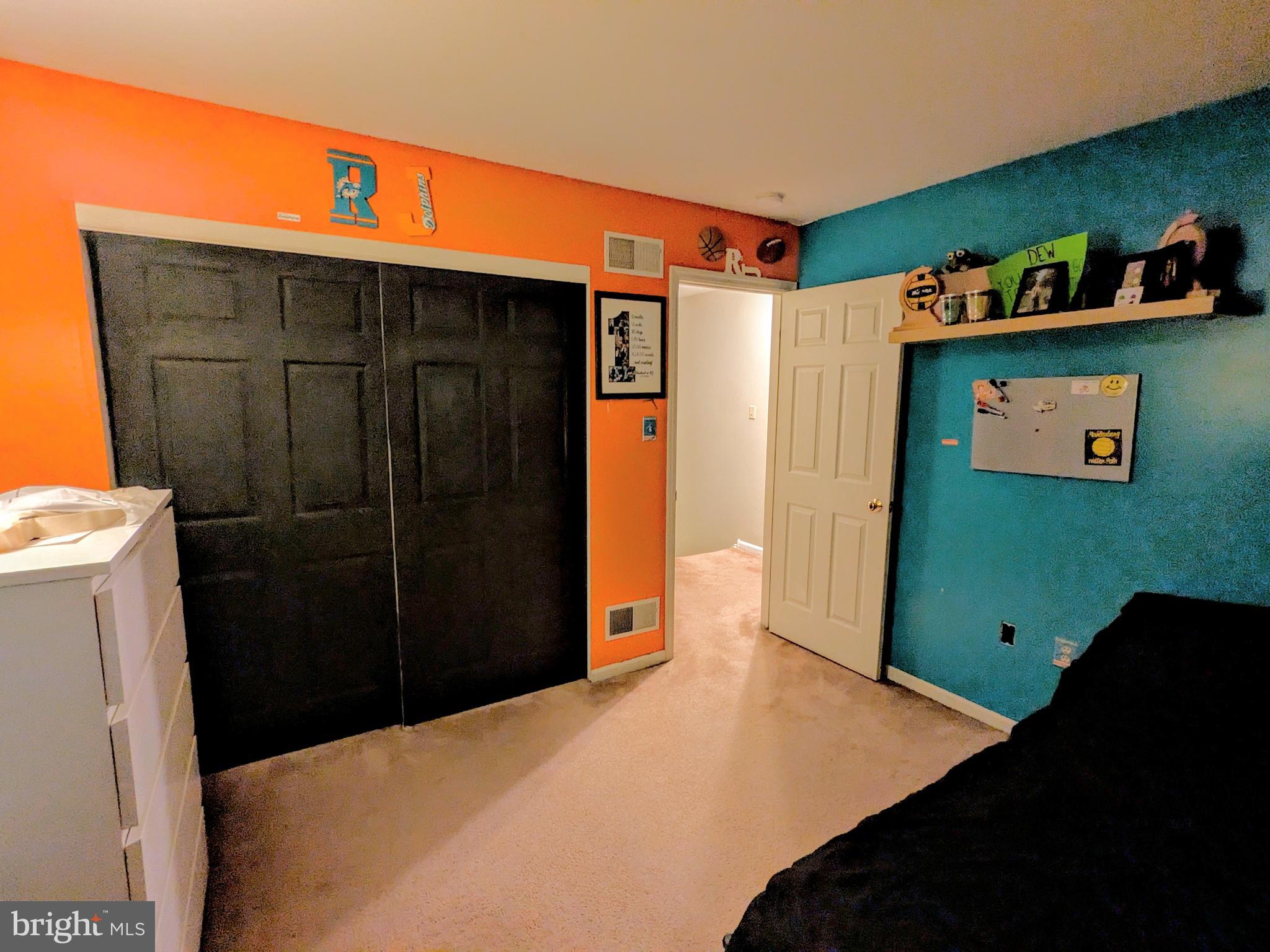 WHITFORD HILL - Residential