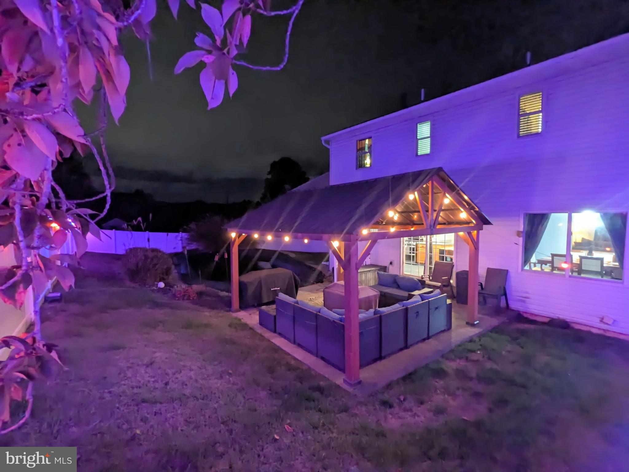 WHITFORD HILL - Residential