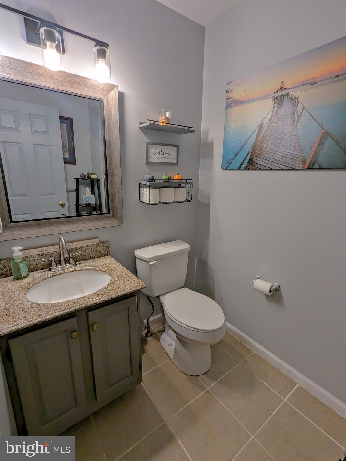 WHITFORD HILL - Residential