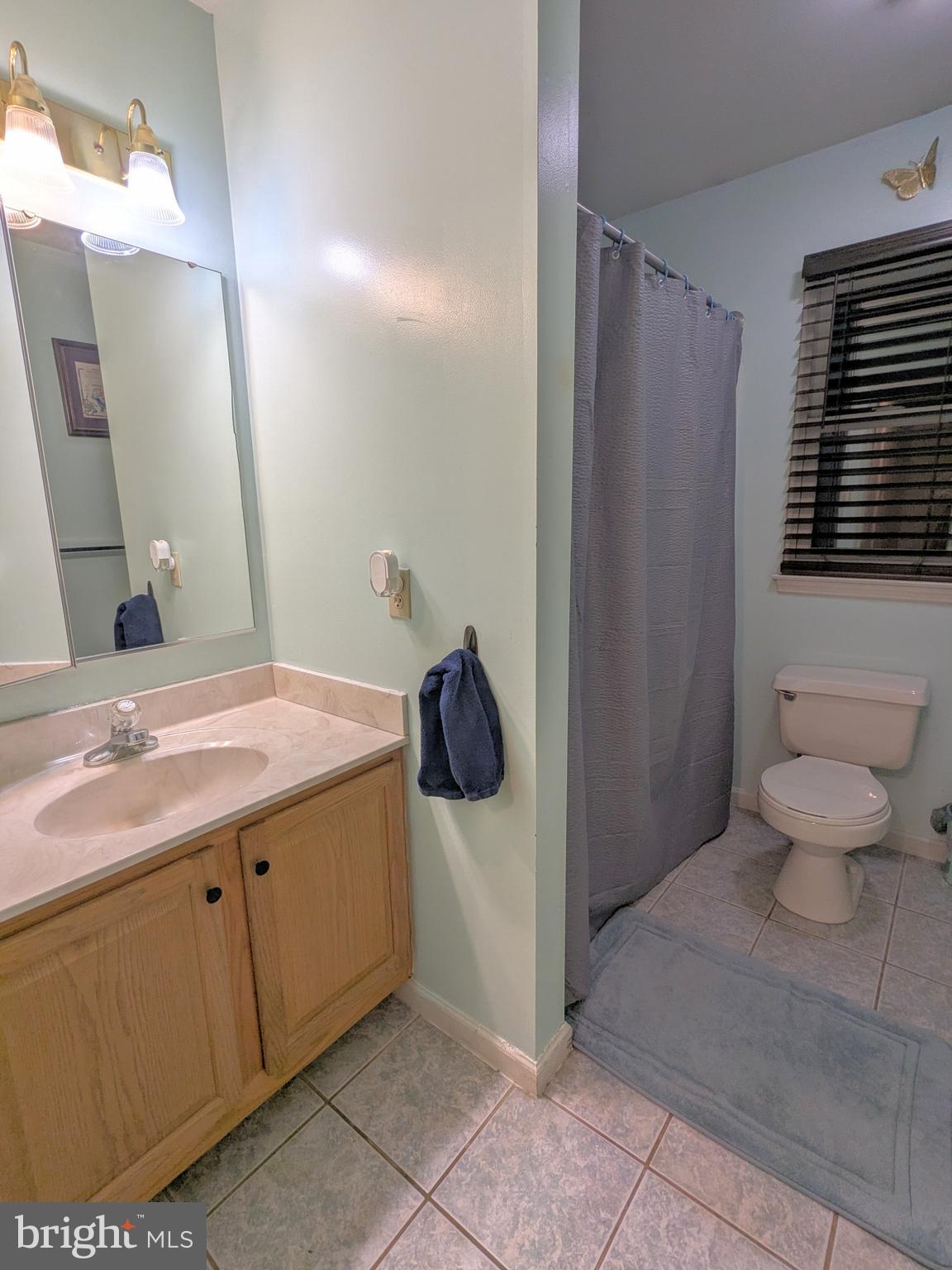 WHITFORD HILL - Residential