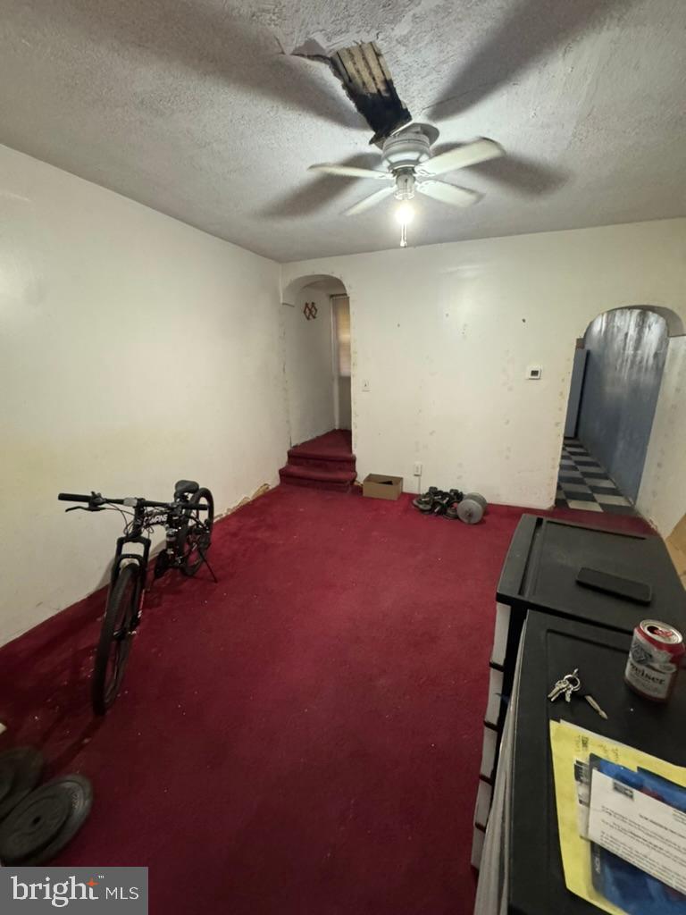 KENSINGTON - Residential