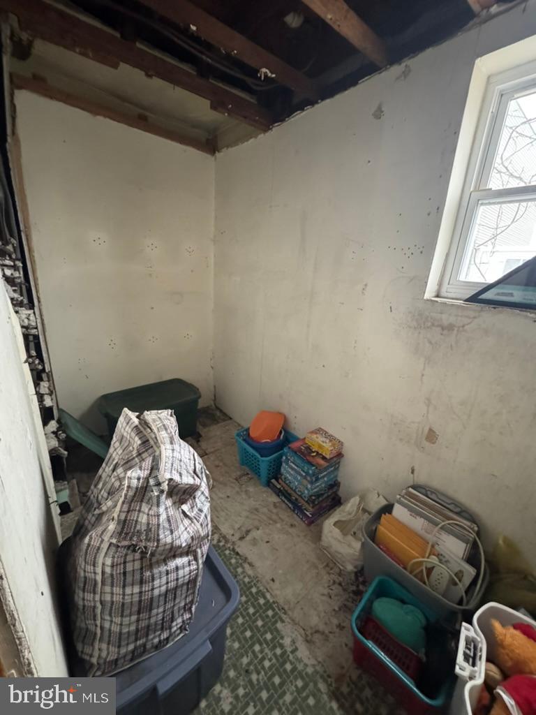 KENSINGTON - Residential