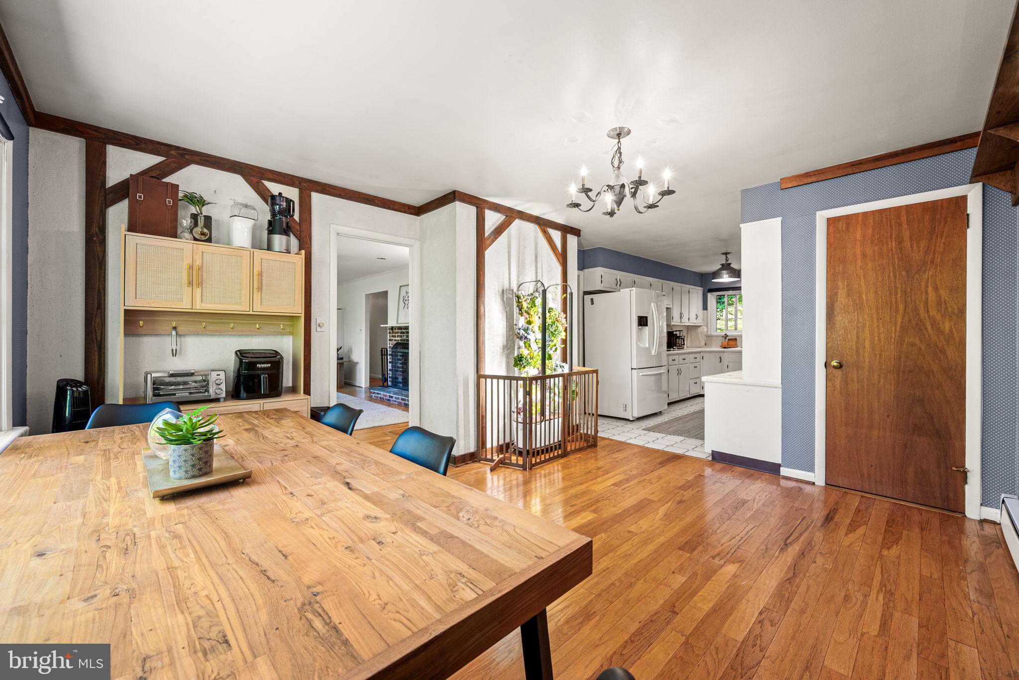 VALLEY FORGE MTN - Residential