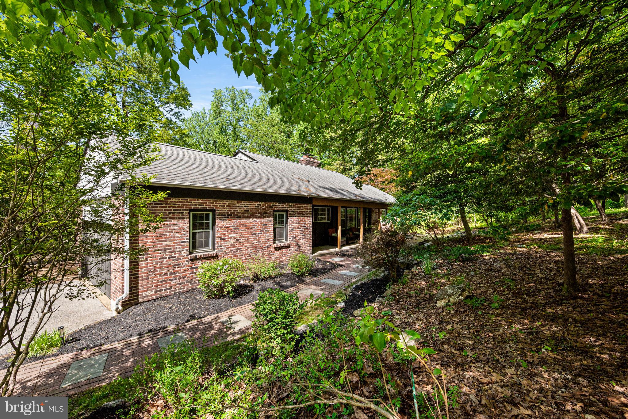 VALLEY FORGE MTN - Residential