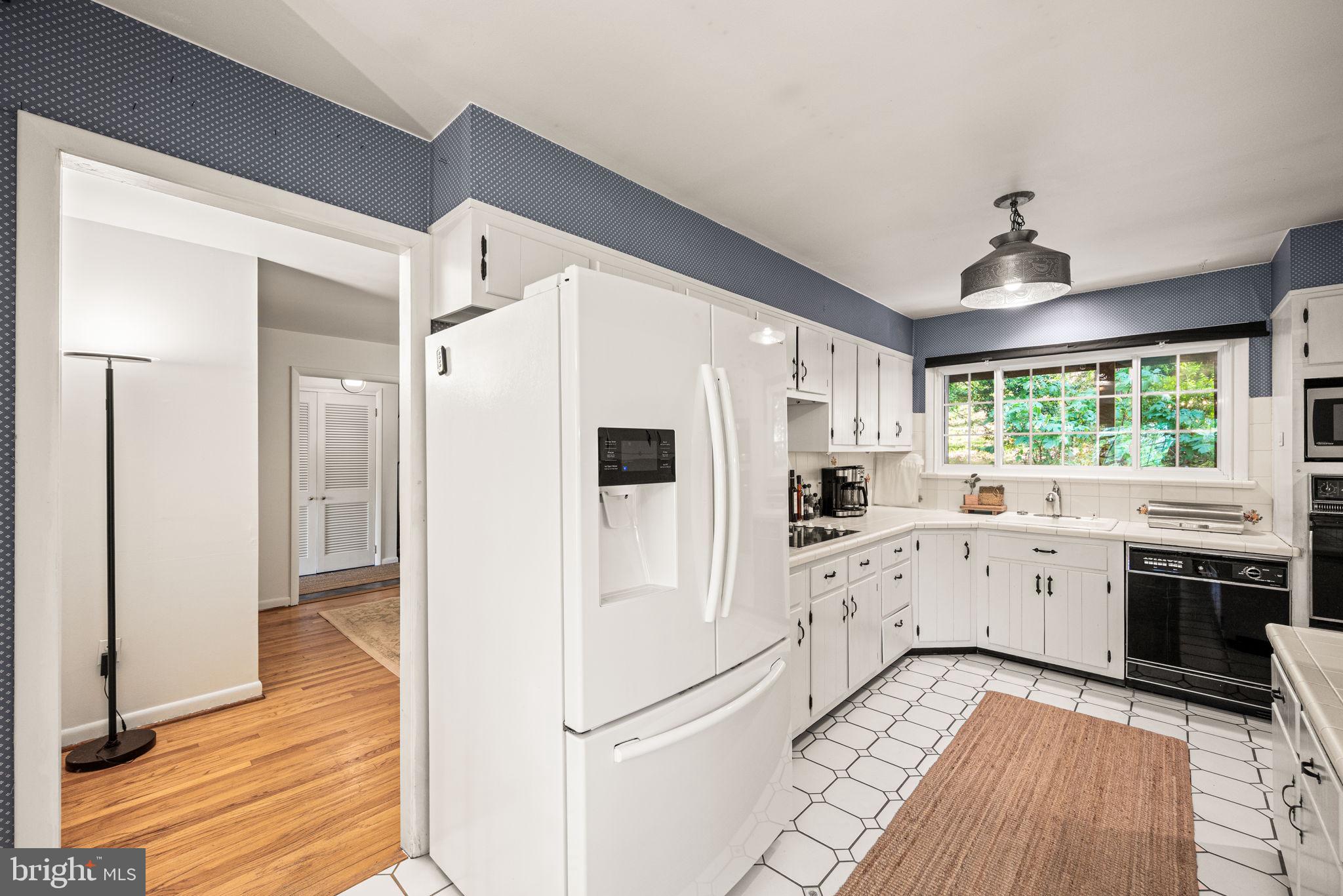 VALLEY FORGE MTN - Residential