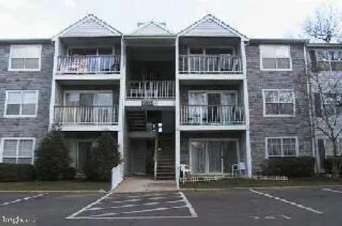 33 Willow Court, Hamilton, NJ MLS: NJME2058230