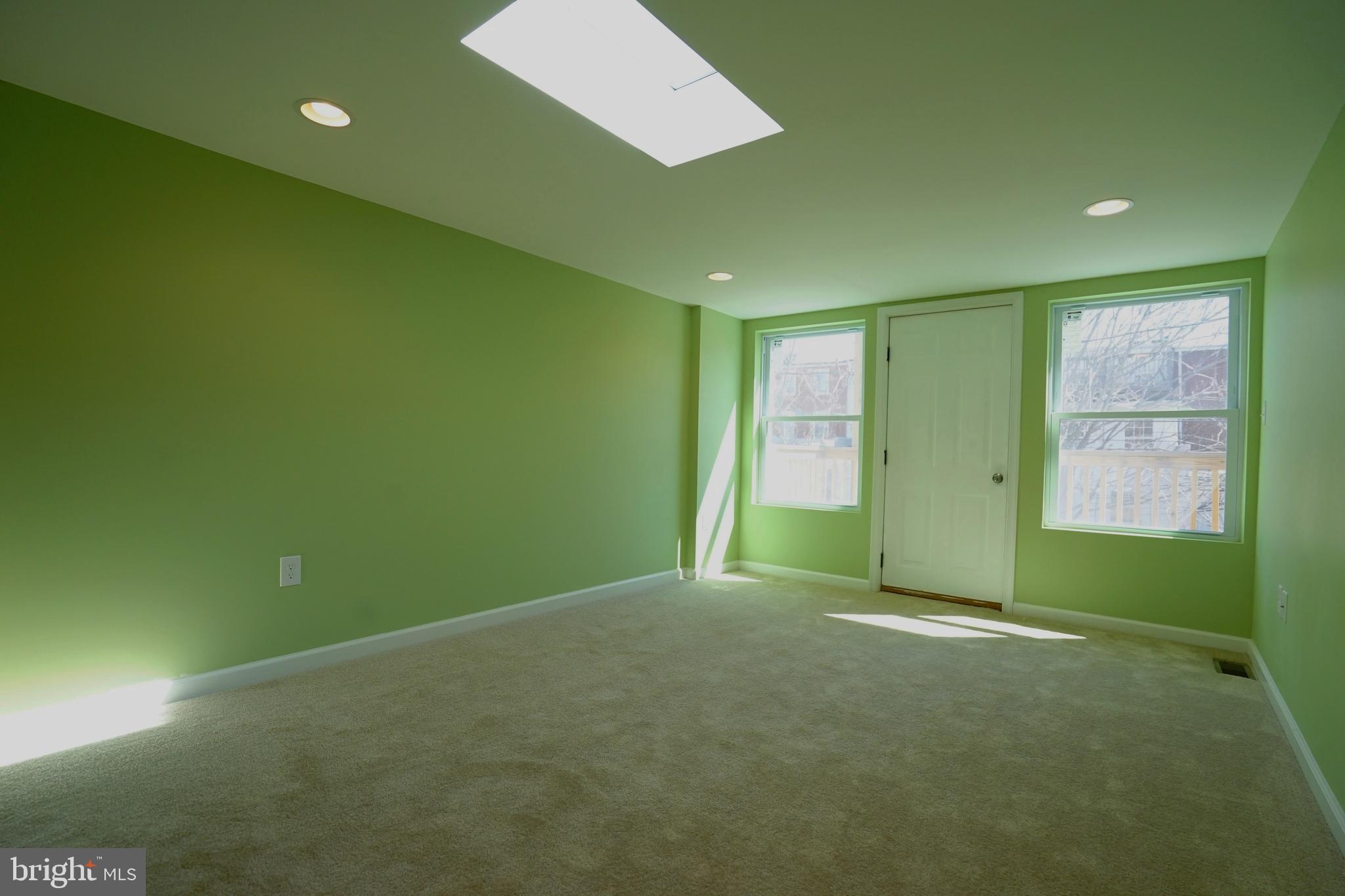 WASHINGTON VILLAGE - Residential Lease