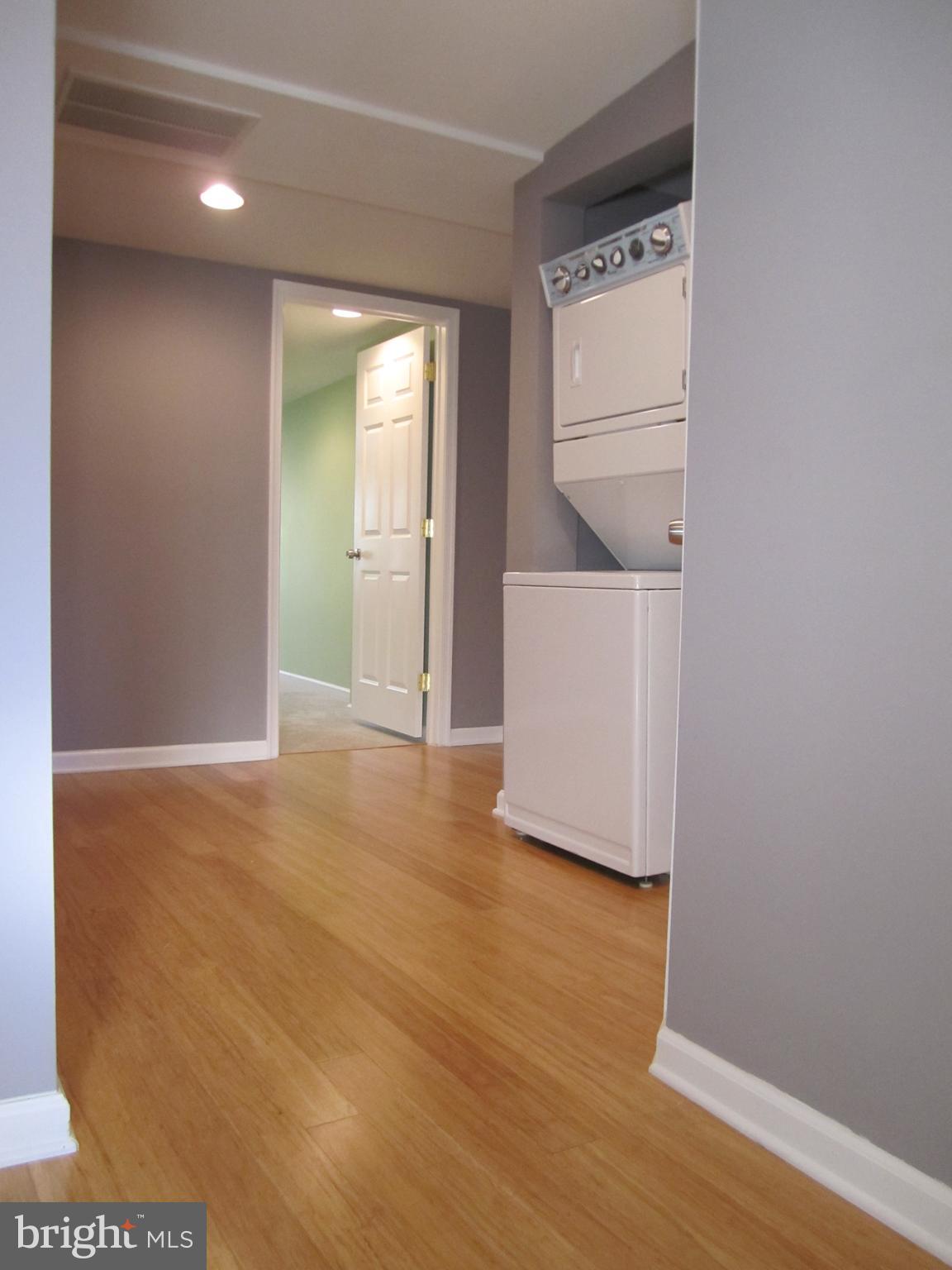 WASHINGTON VILLAGE - Residential Lease