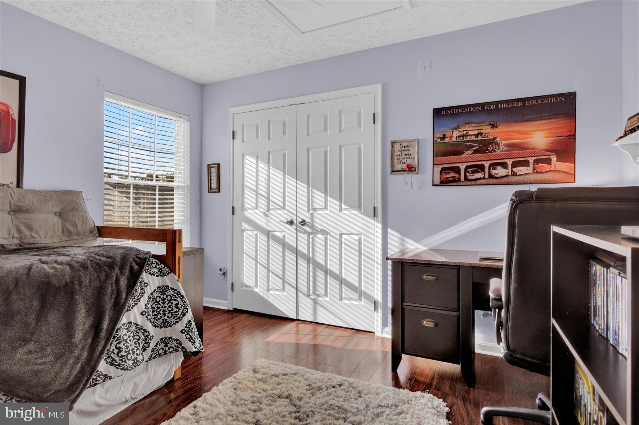 FOREST LAKES - Residential