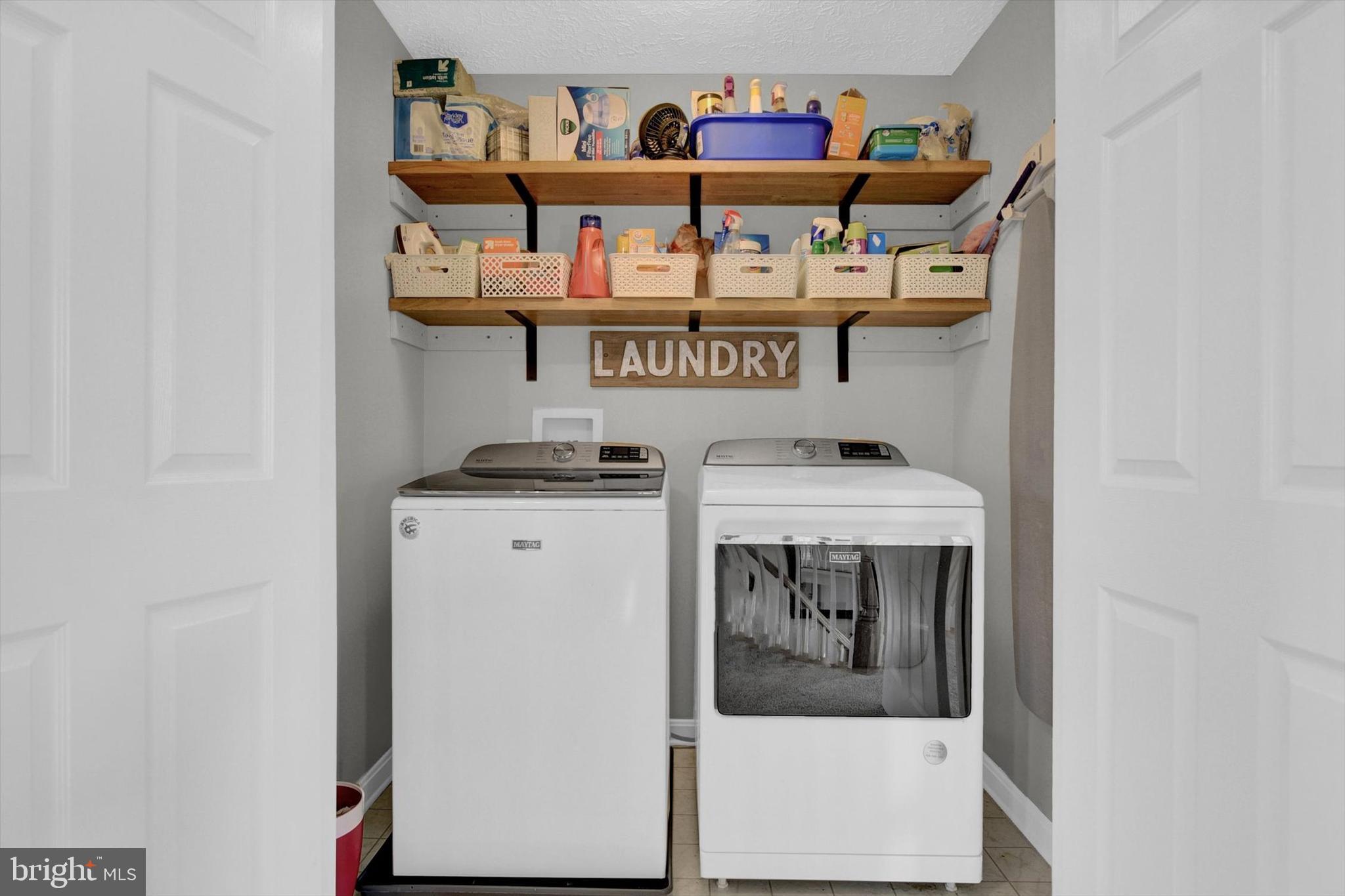 FOREST LAKES - Residential