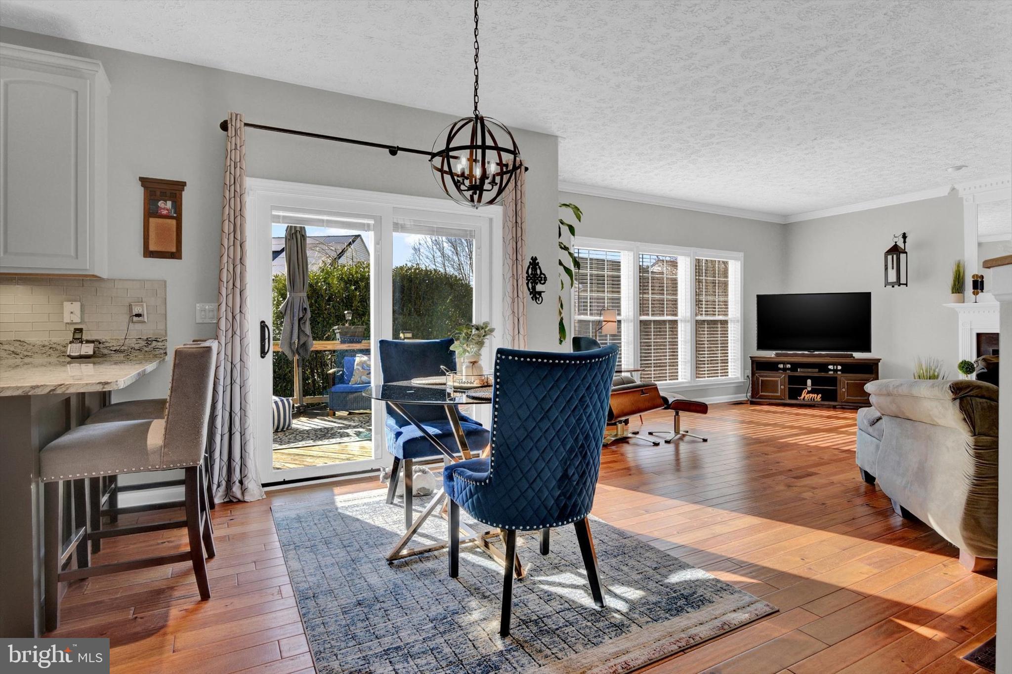 FOREST LAKES - Residential