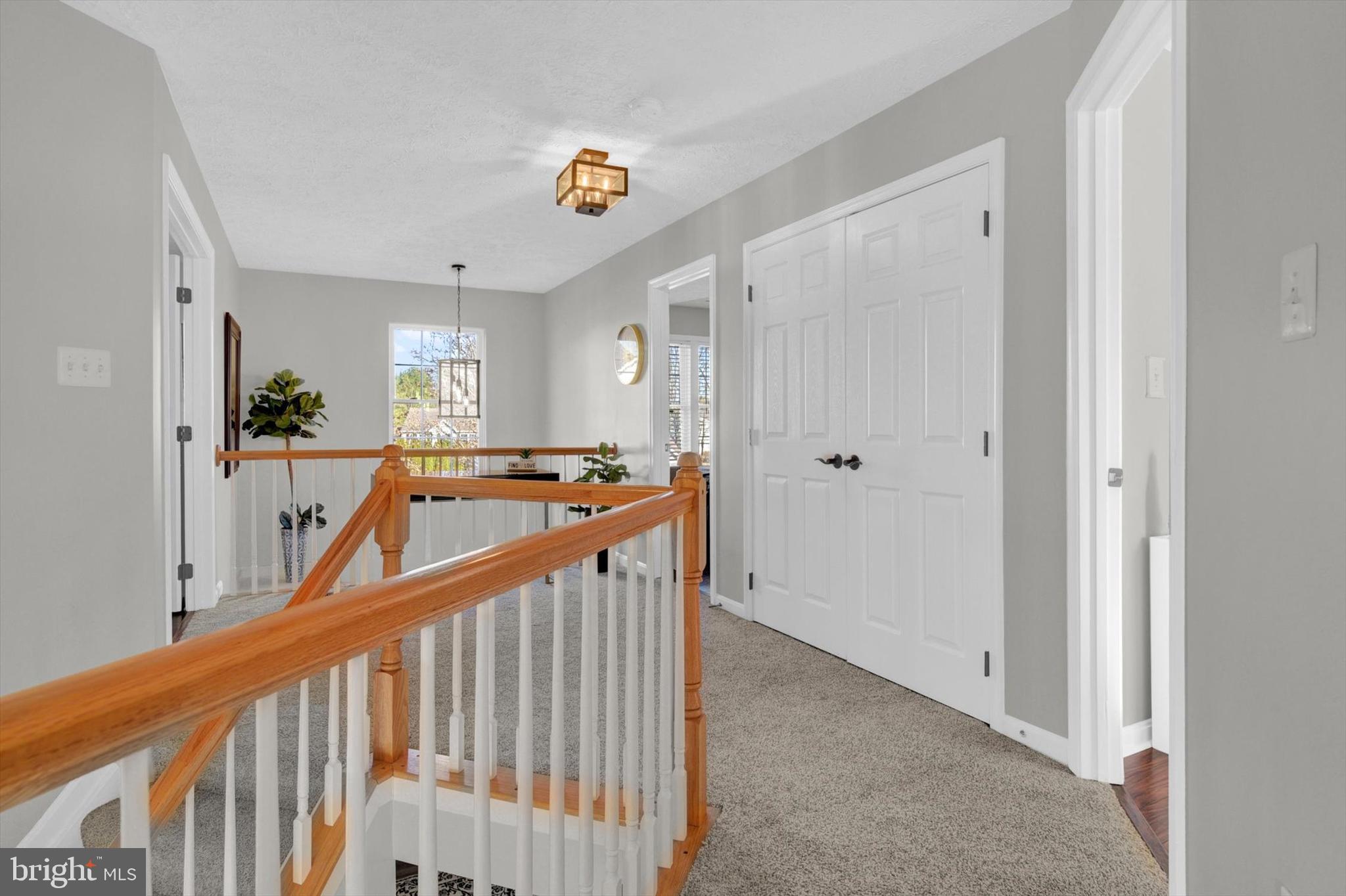 FOREST LAKES - Residential