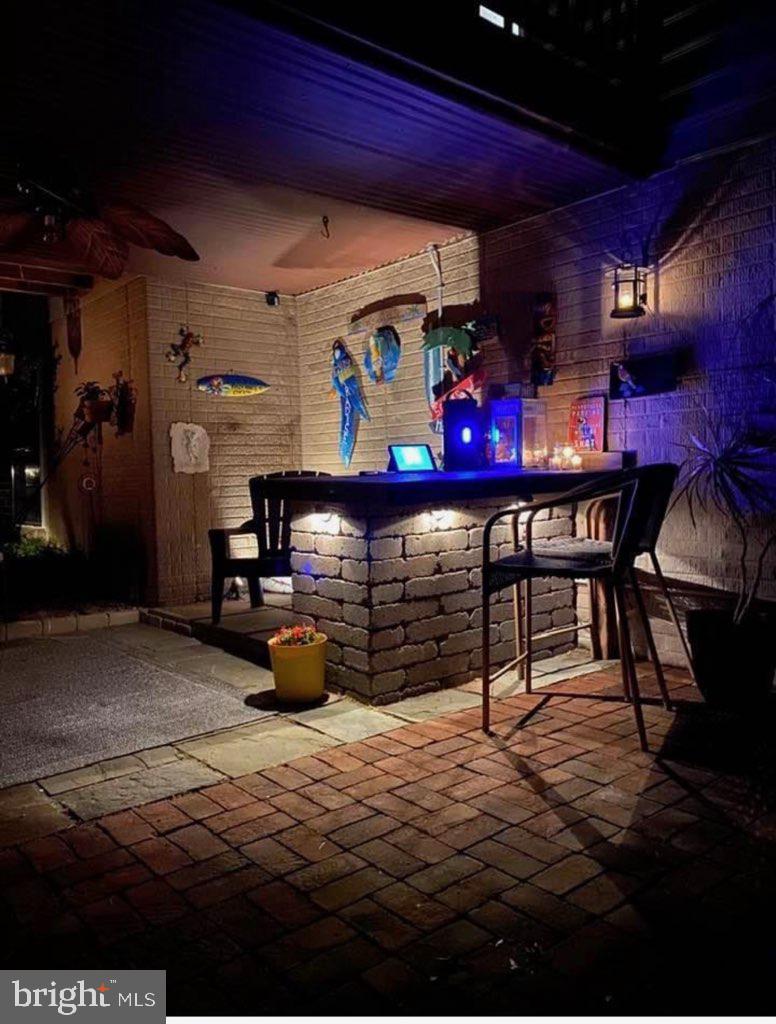 FOREST LAKES - Residential