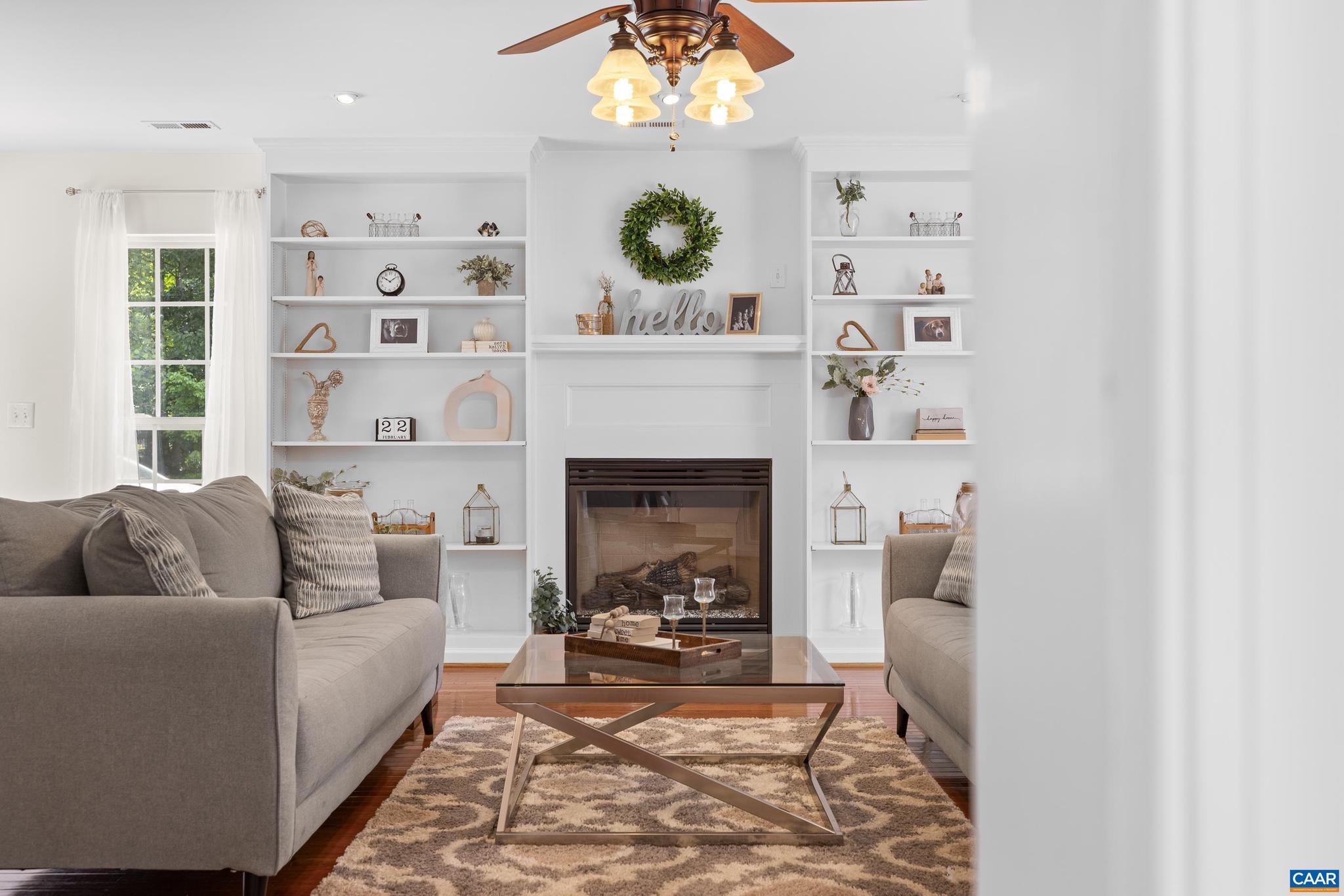 MOUNTAIN VIEW ESTATES - Residential