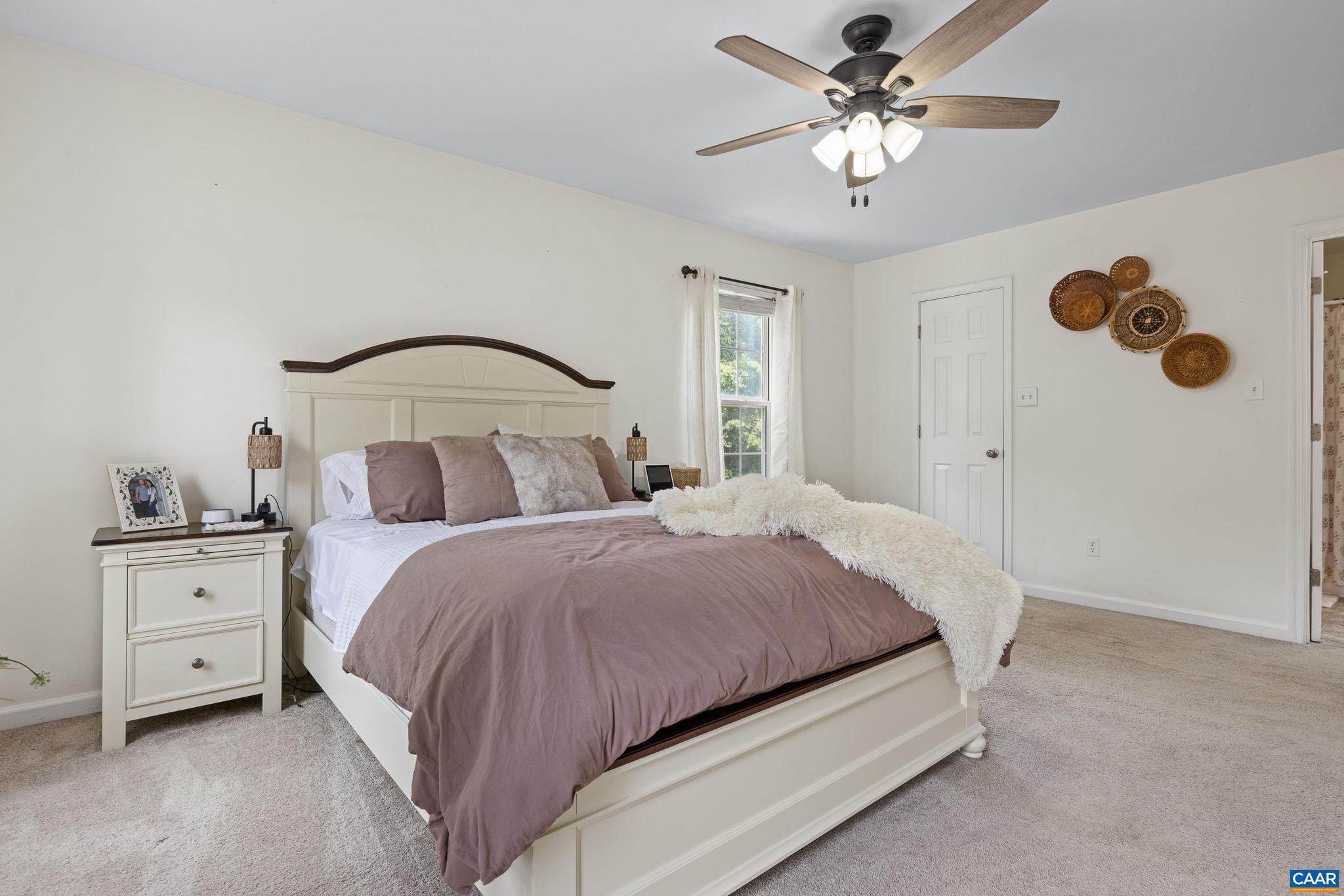 MOUNTAIN VIEW ESTATES - Residential