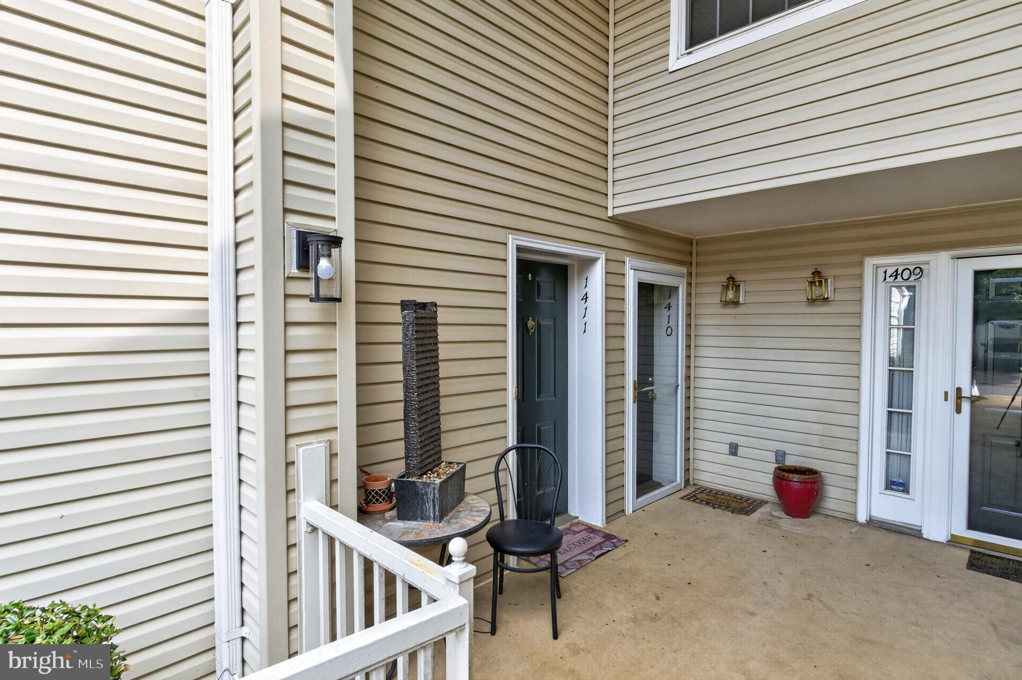 6608 NETTIES LANE 1411