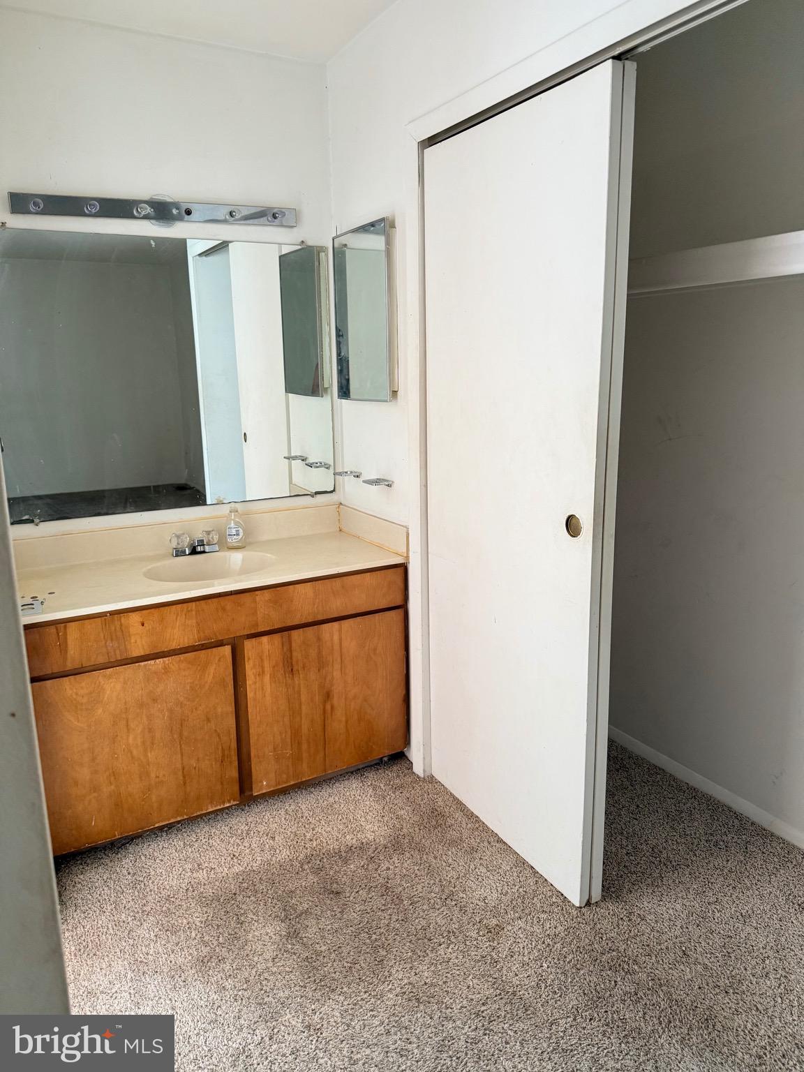 DOCKSIDE - Residential