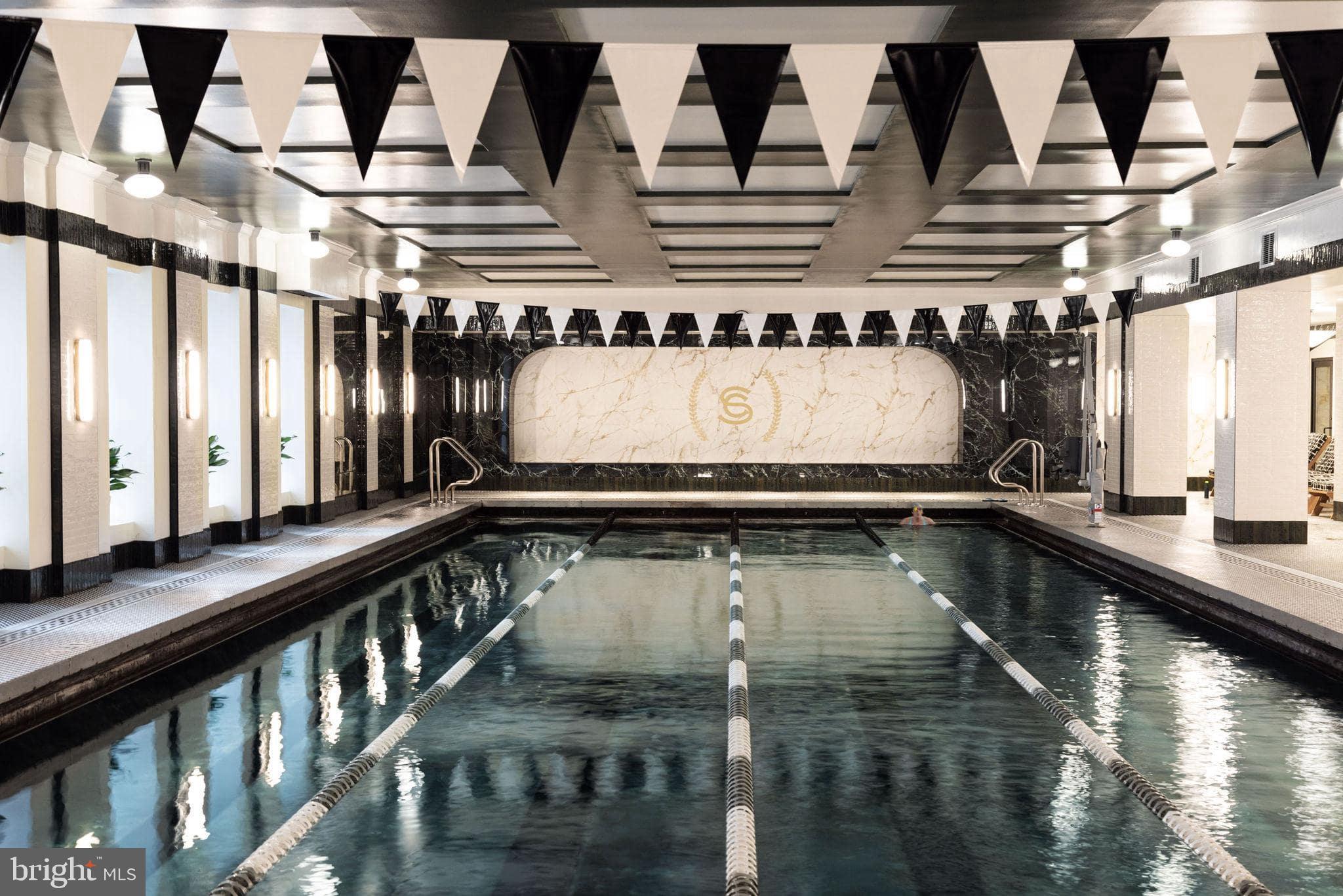 CENTER CITY - Residential Lease