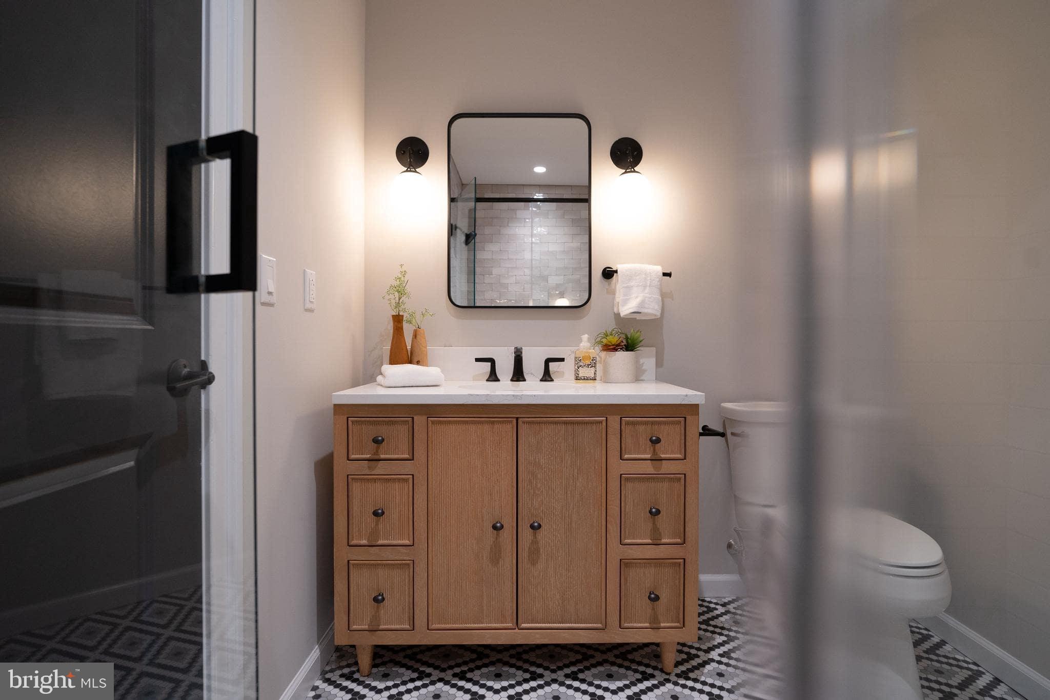 CENTER CITY - Residential Lease