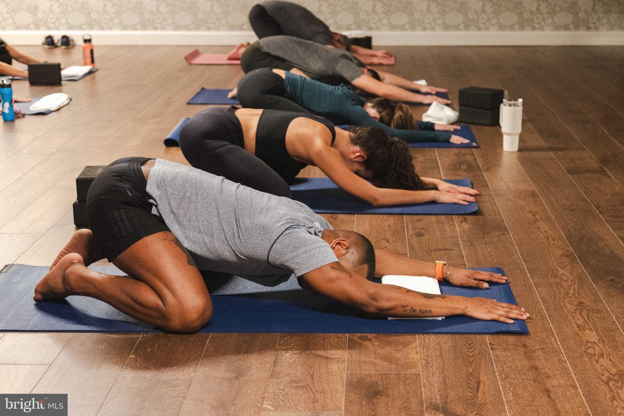 CENTER CITY - Residential Lease