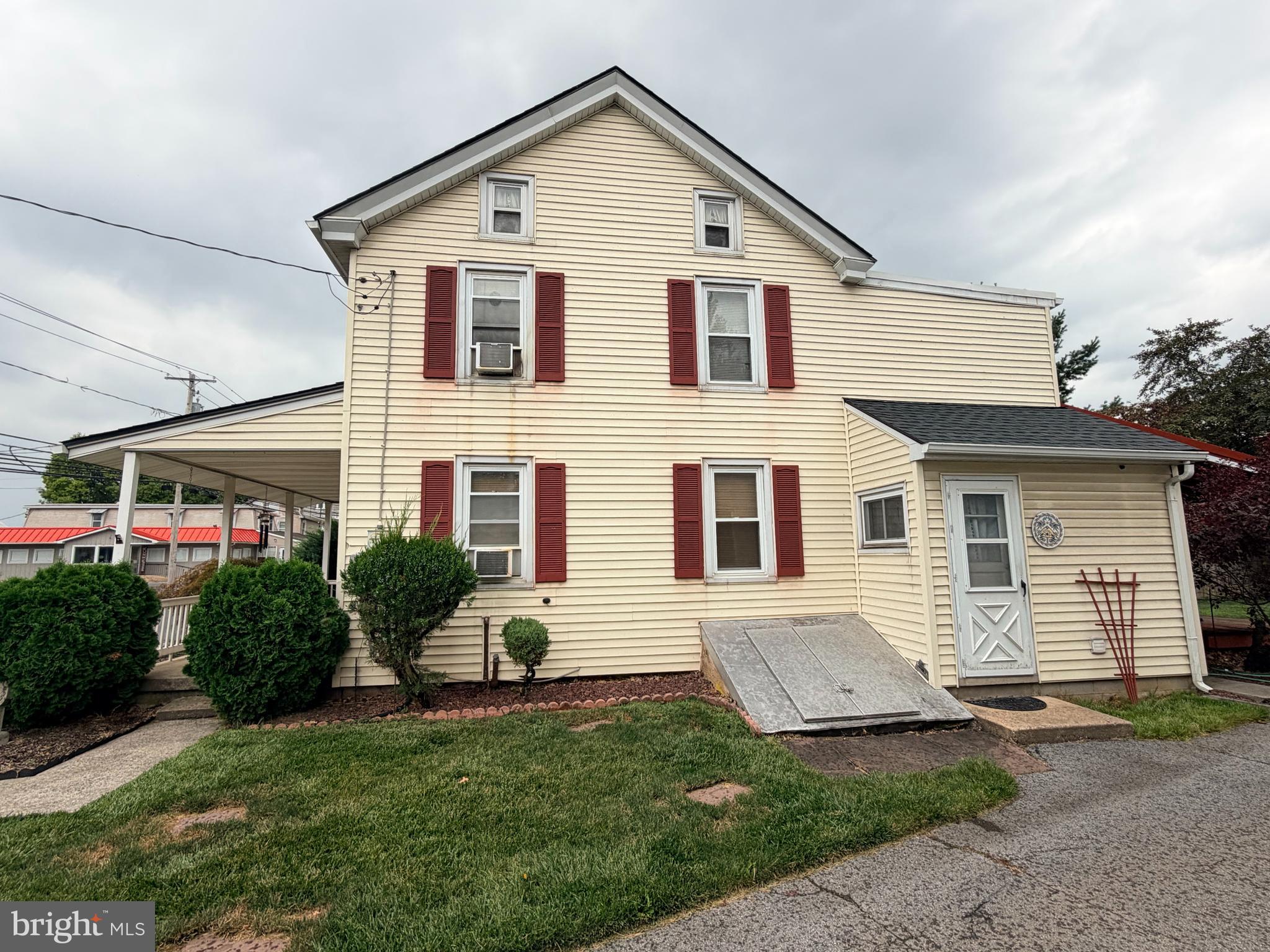 224 E MAIN STREET