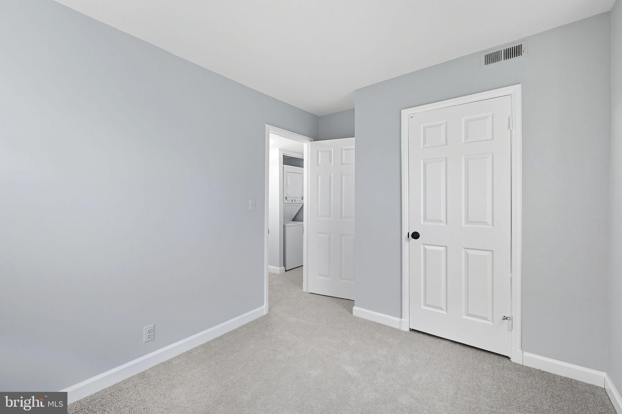 FAIRLINGTON VILLAGES - Residential