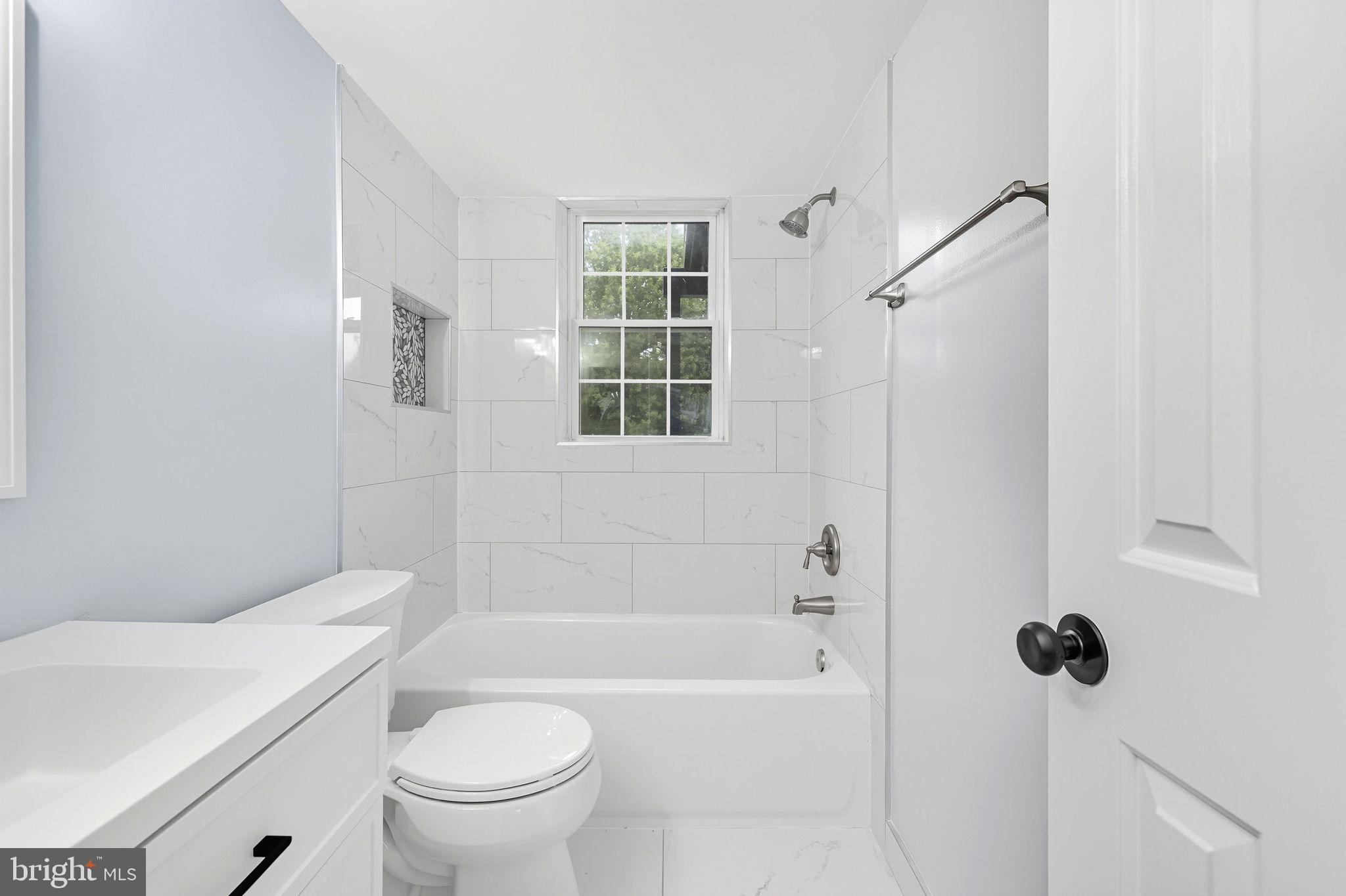 FAIRLINGTON VILLAGES - Residential