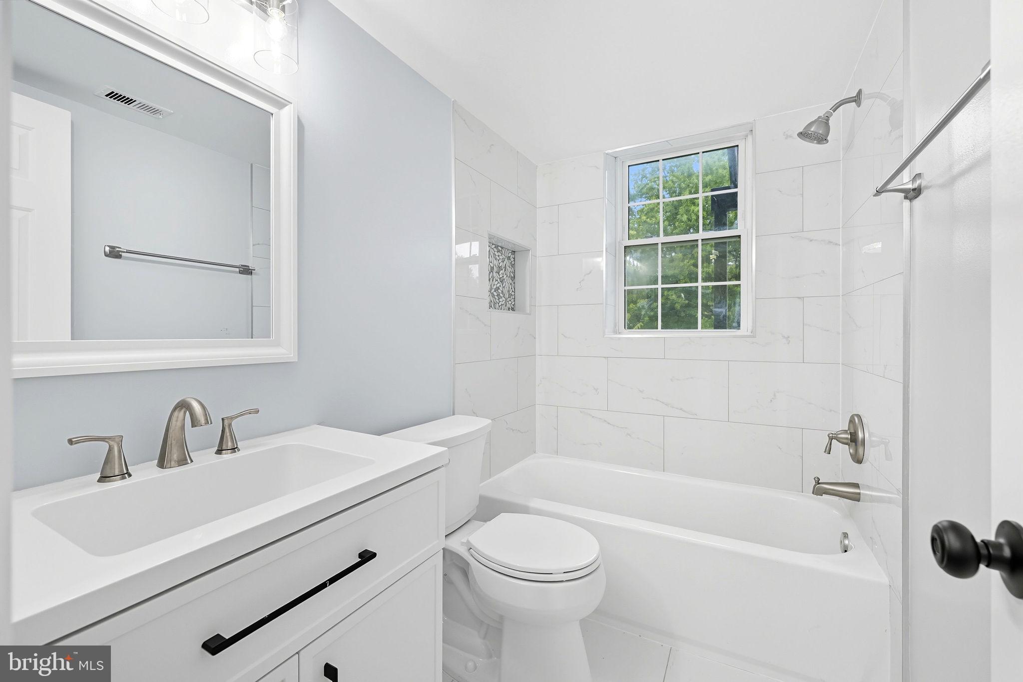 FAIRLINGTON VILLAGES - Residential