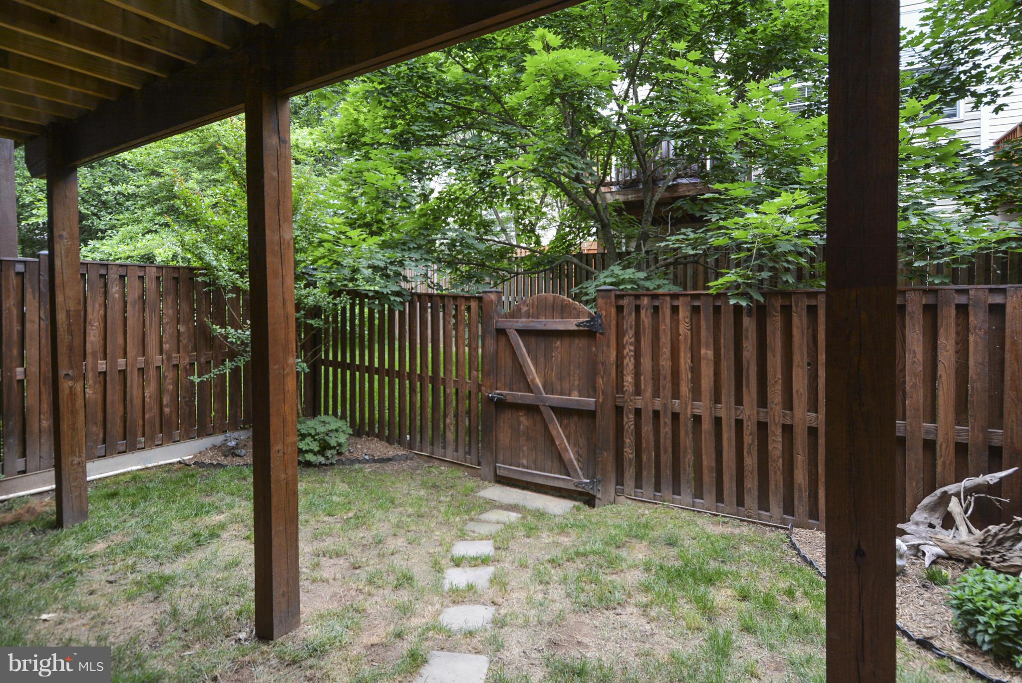 GREAT FALLS CHASE - Residential