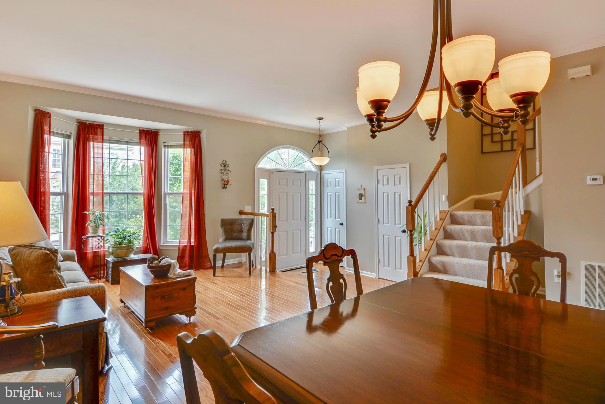 GREAT FALLS CHASE - Residential