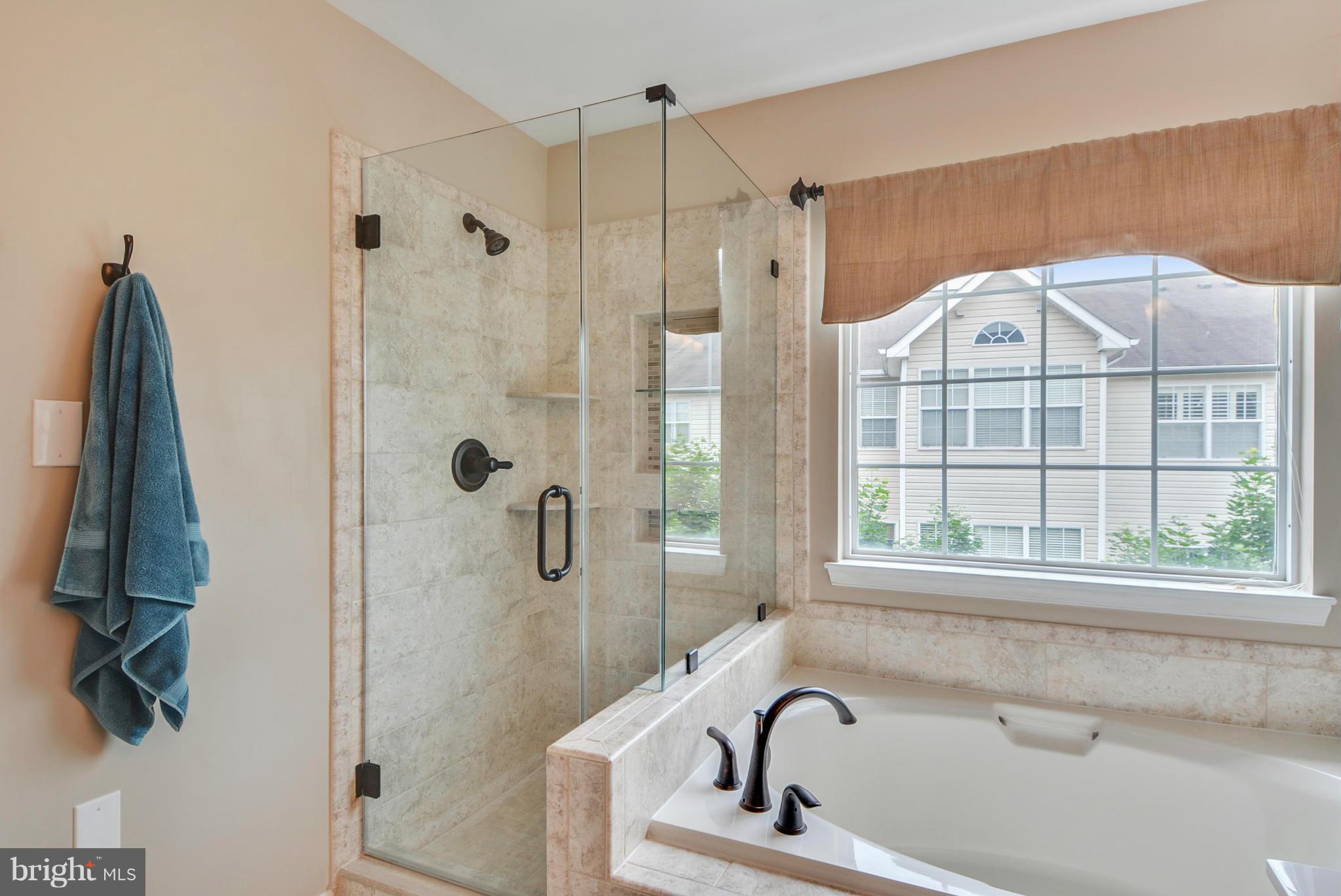 GREAT FALLS CHASE - Residential