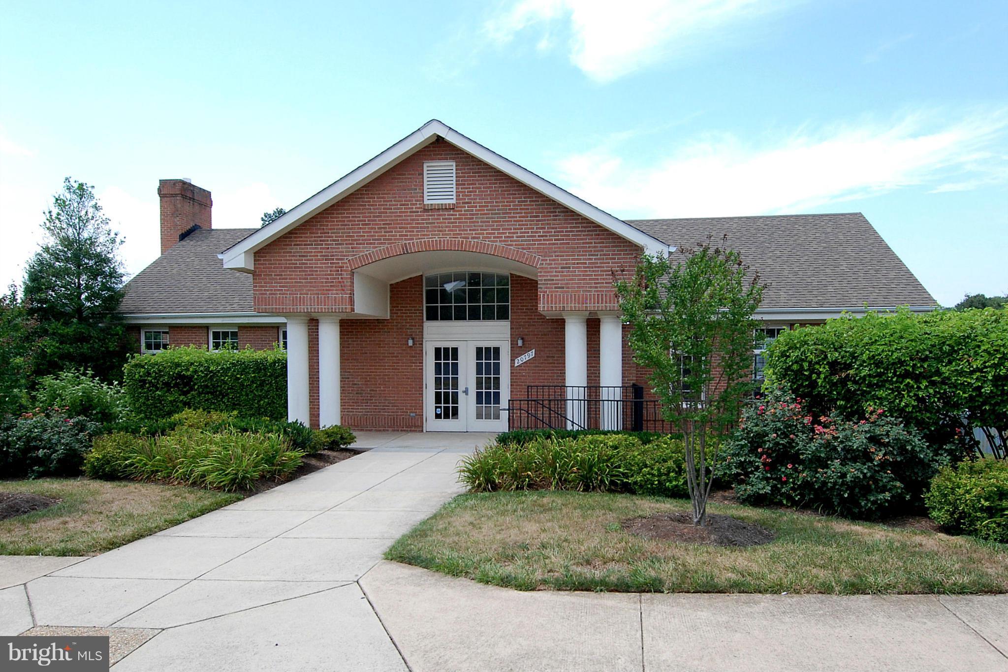 GREAT FALLS CHASE - Residential