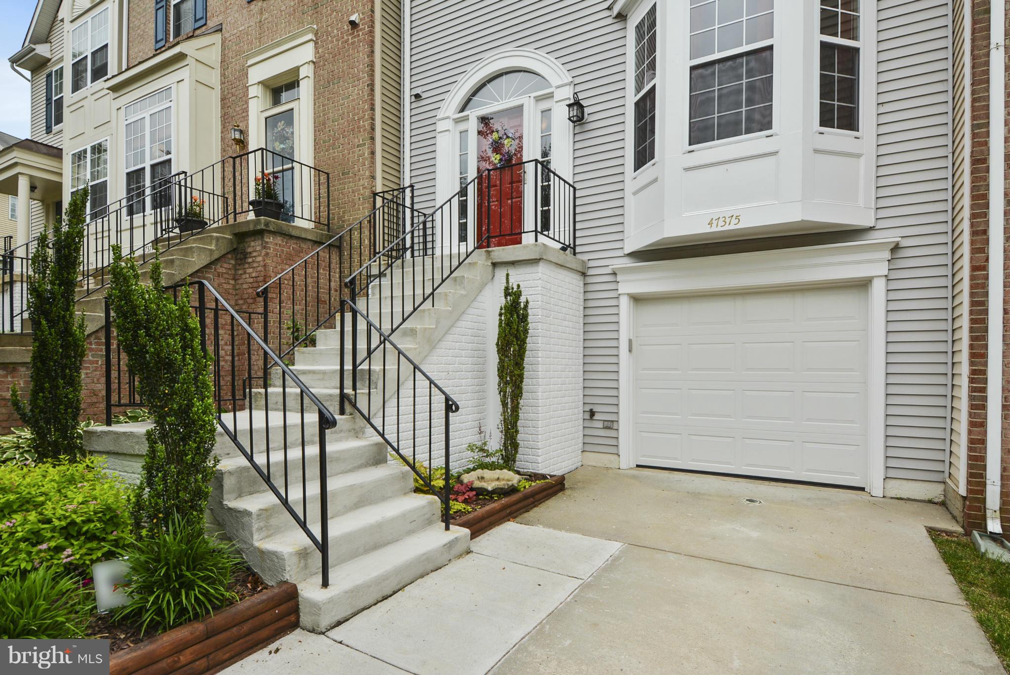 GREAT FALLS CHASE - Residential