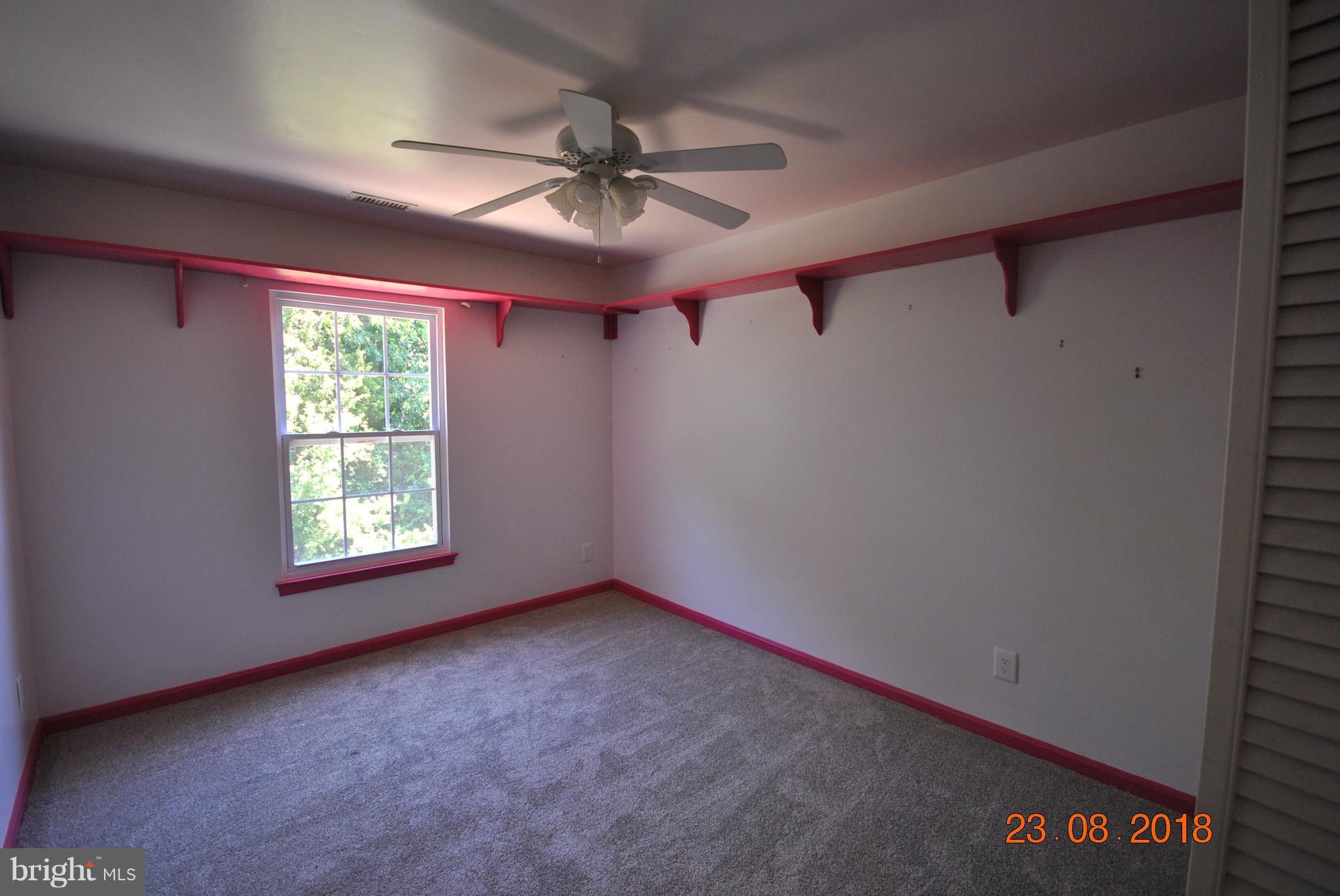 FAIRVIEW COMMONS - Residential