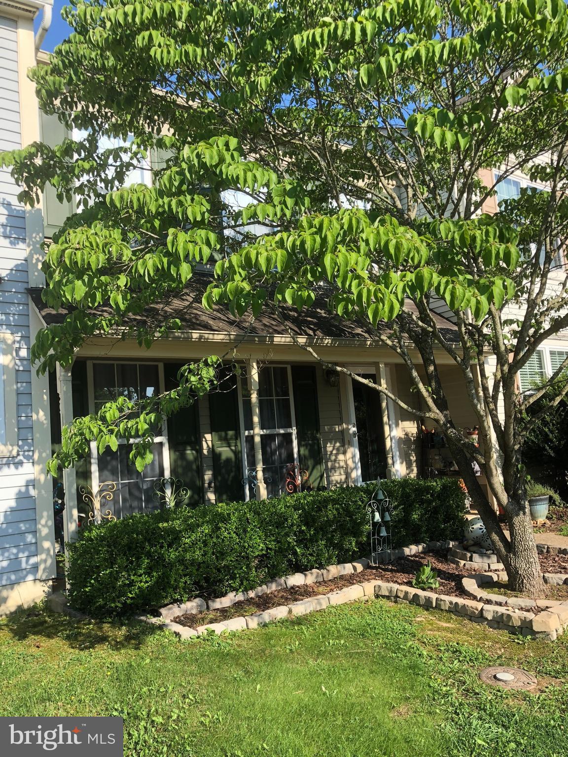 FAIRVIEW COMMONS - Residential