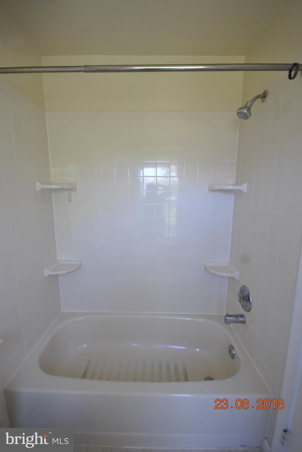 FAIRVIEW COMMONS - Residential