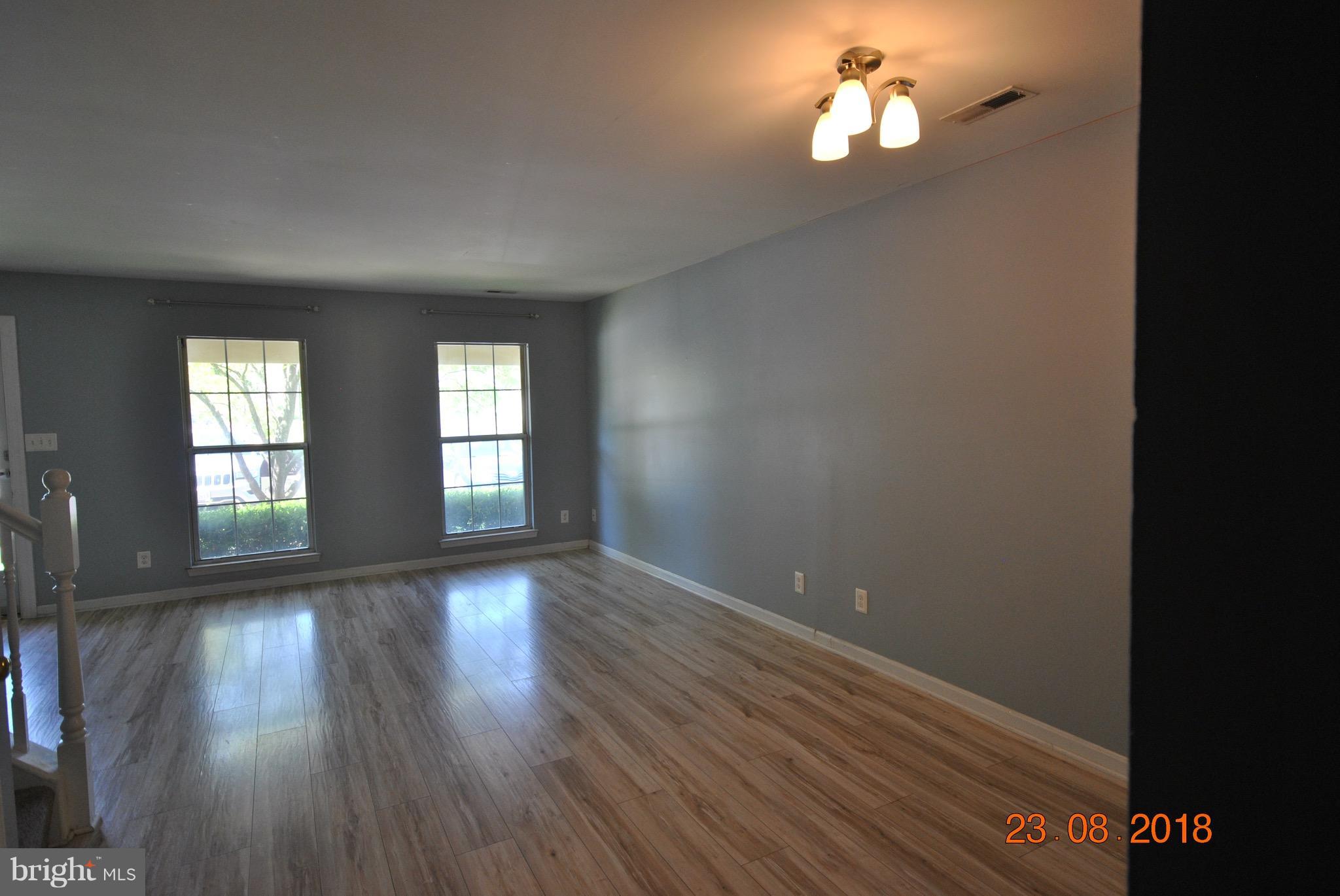 FAIRVIEW COMMONS - Residential