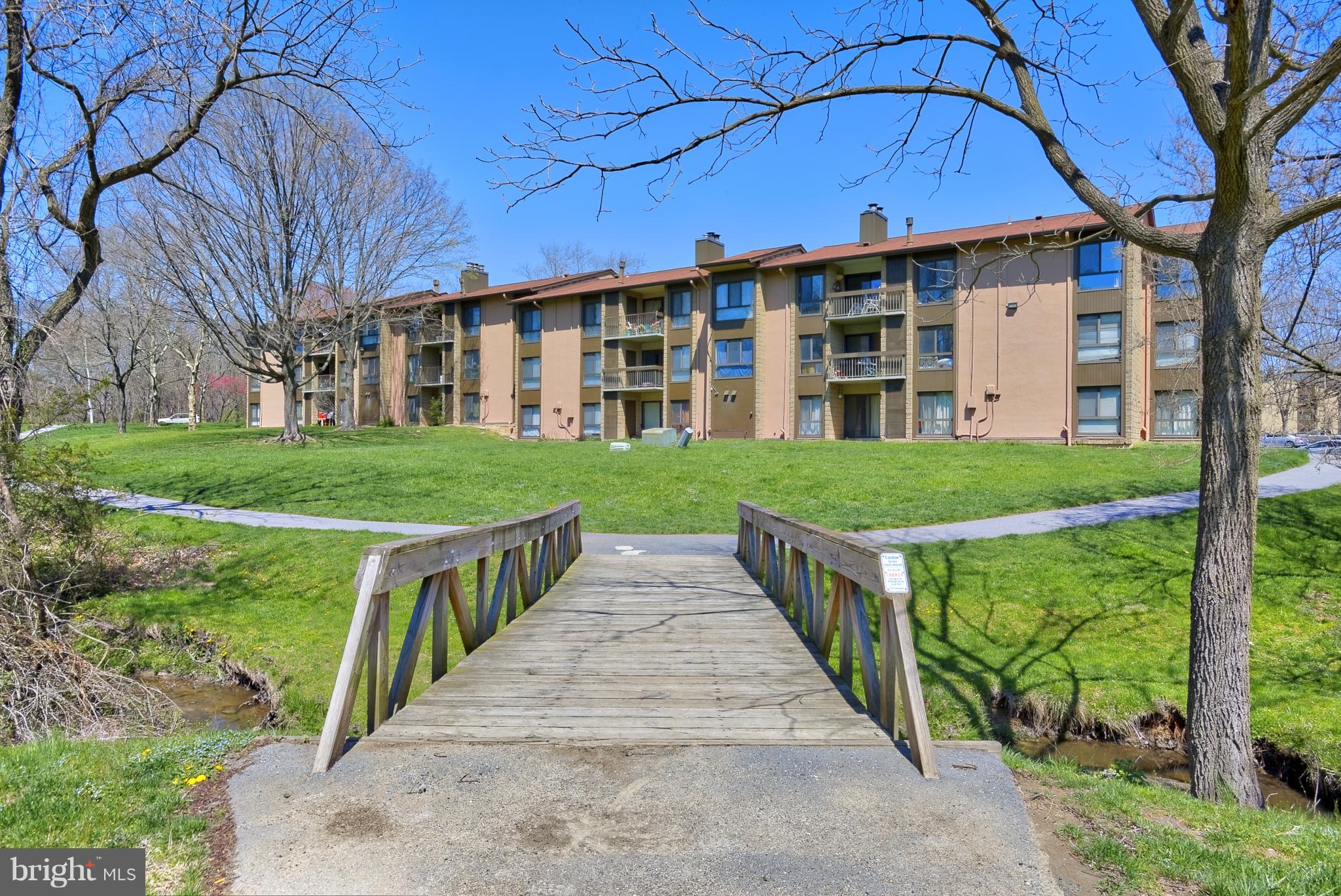 VILLAGE OF LONG REACH - Residential